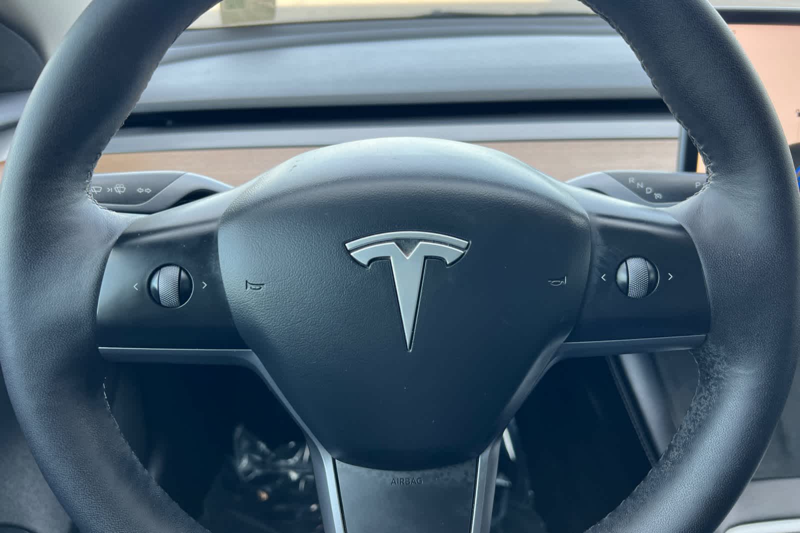 Thumbnail: 2022 Tesla Model 3 - 24