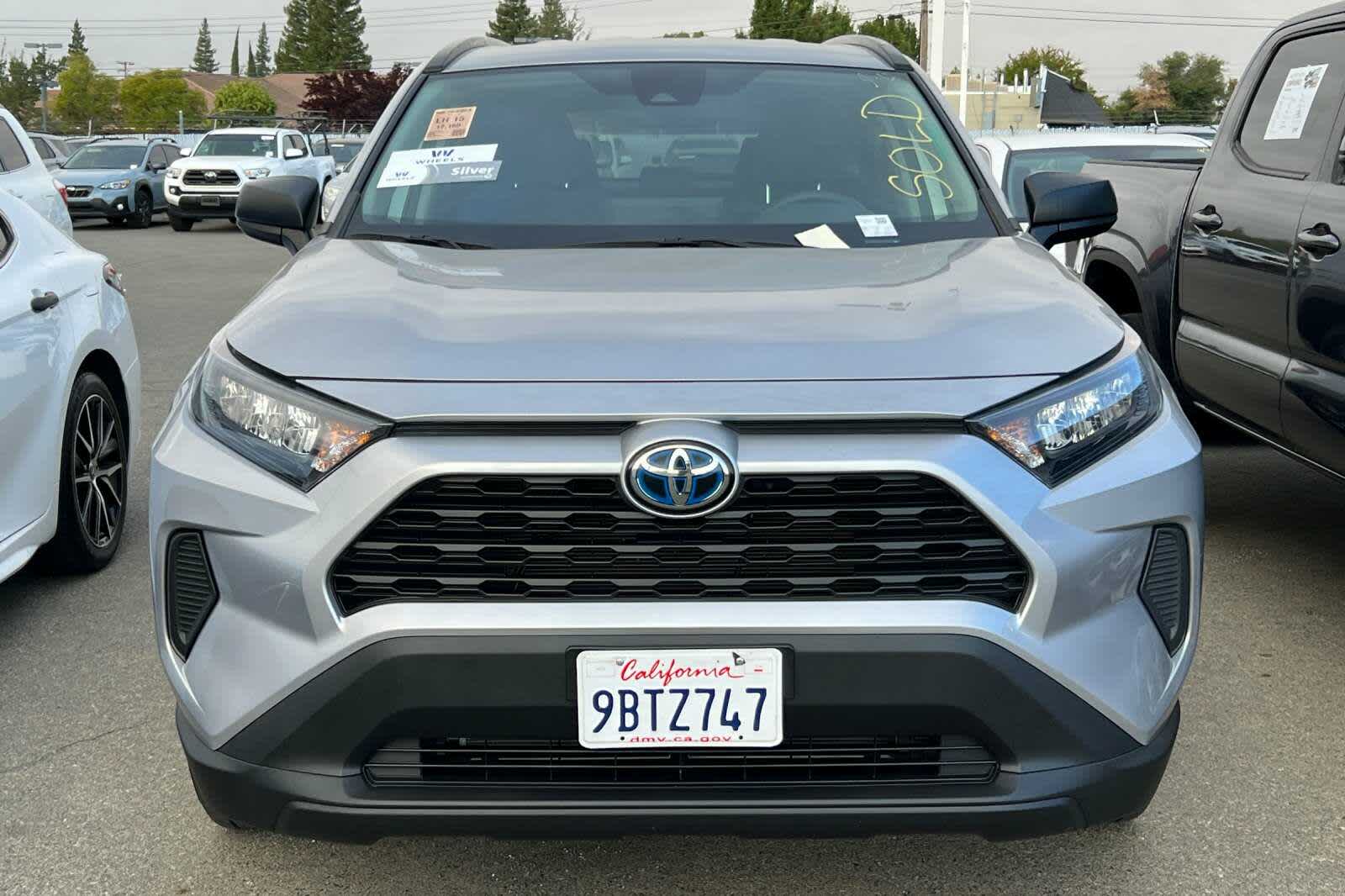 2022 Toyota RAV4 LE 7