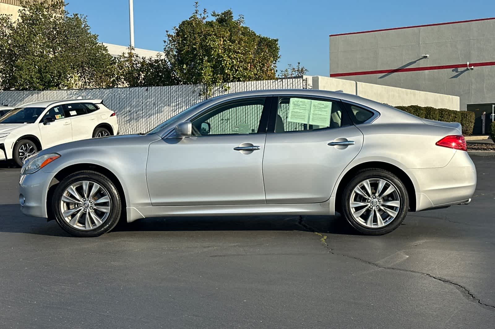 Thumbnail: 2012 INFINITI M37 - 9