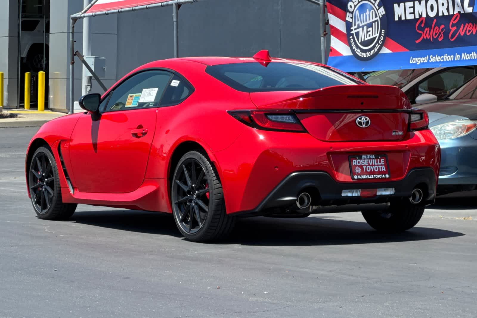 Thumbnail: 2026 Toyota GR86 - 6