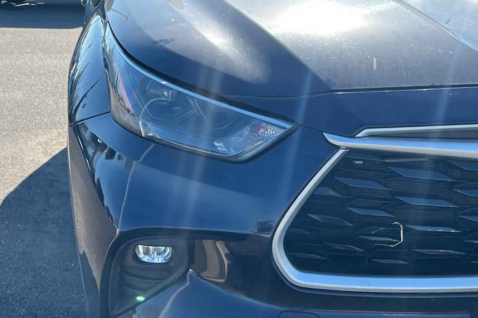 Thumbnail: 2022 Toyota Highlander - 8