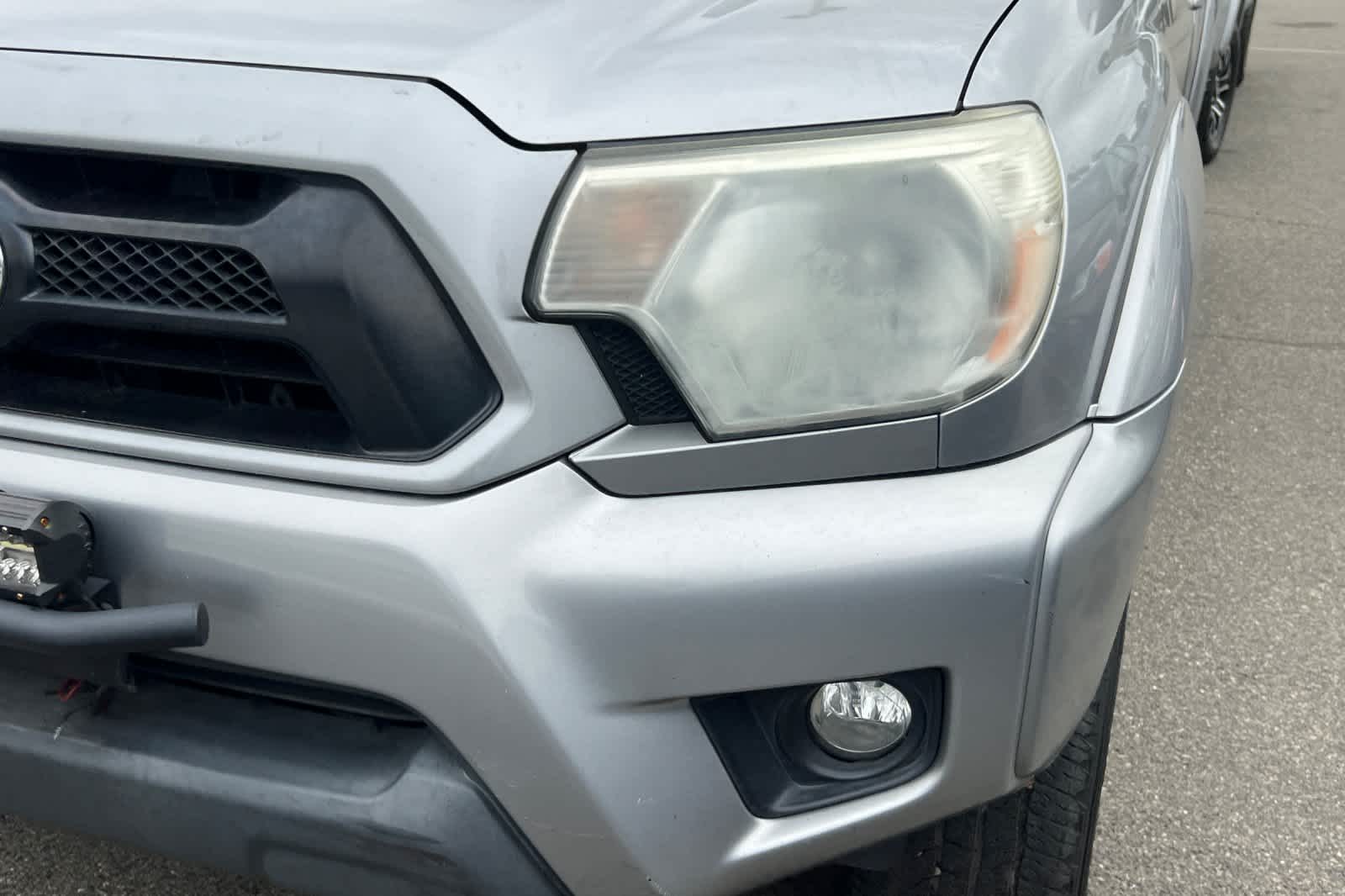Thumbnail: 2015 Toyota Tacoma - 11