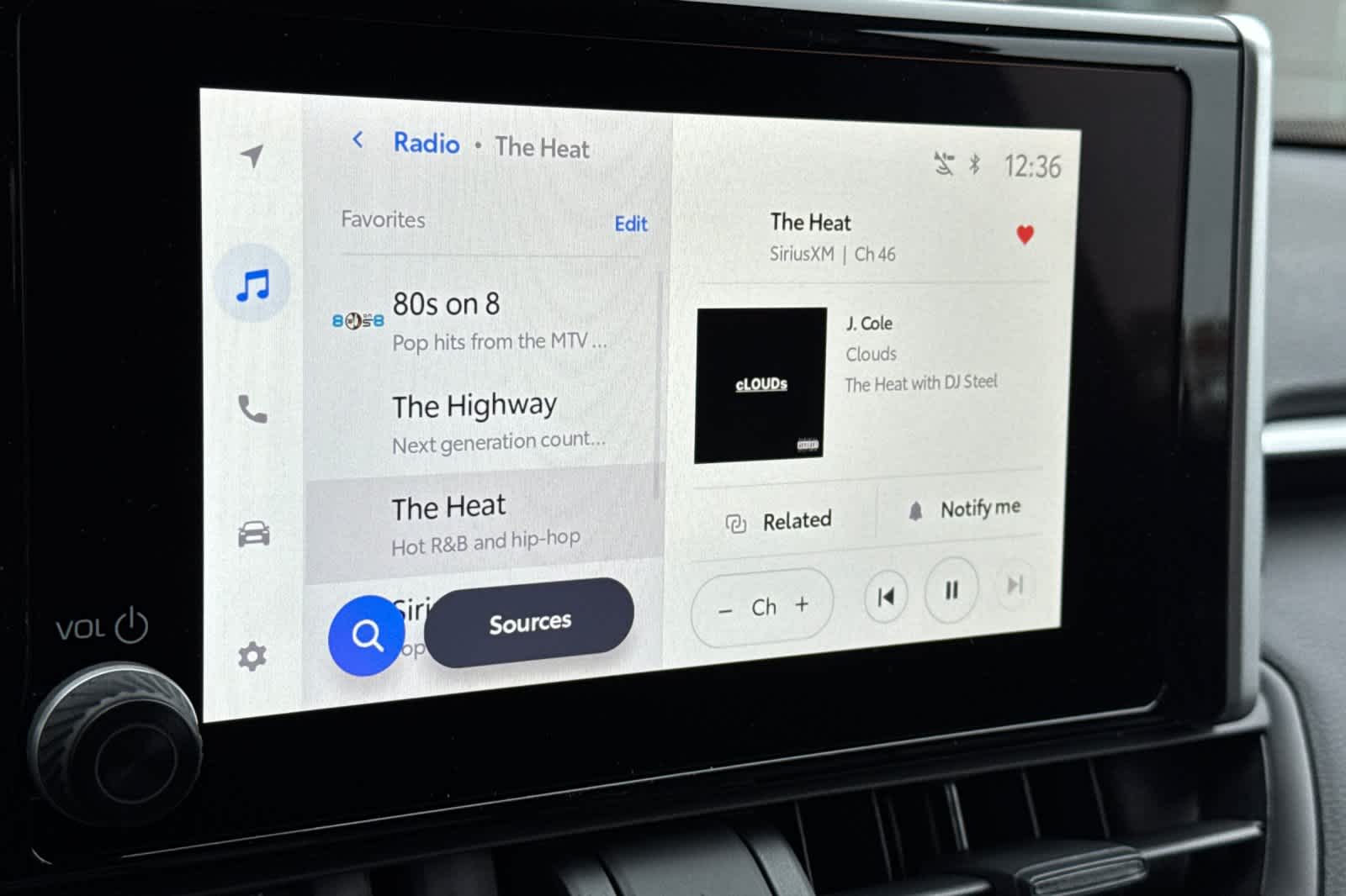 Thumbnail: 2025 Toyota RAV4 - 20