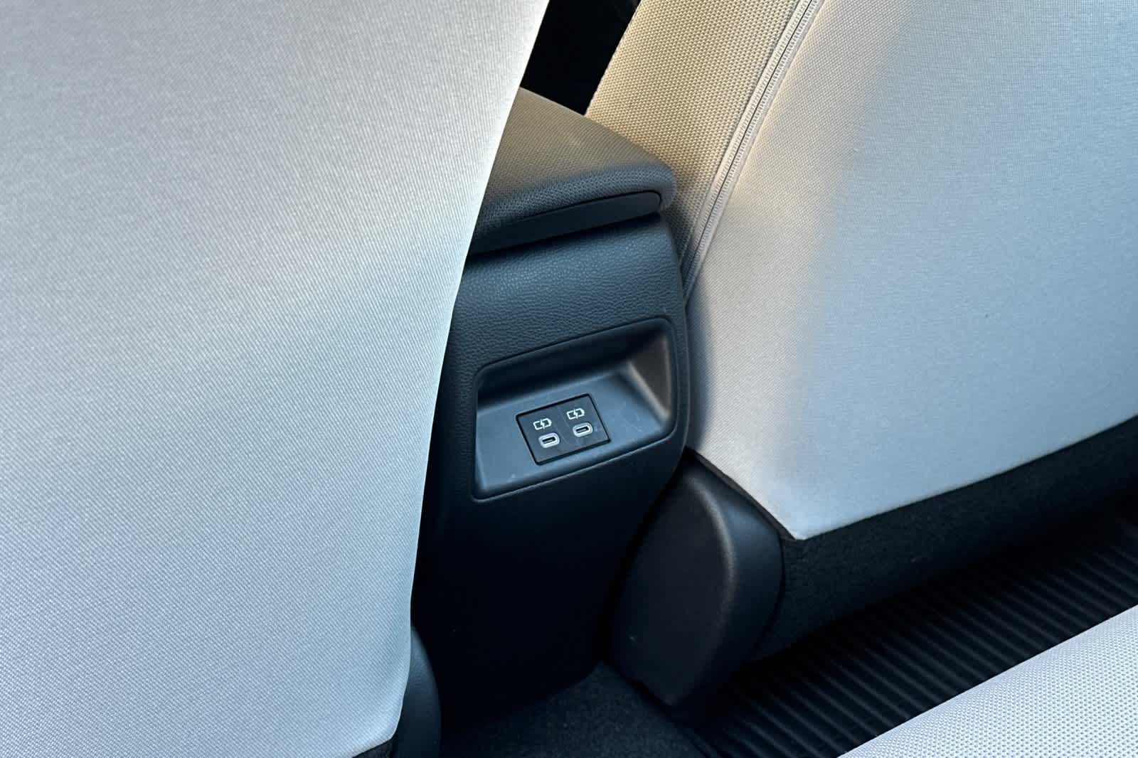 Thumbnail: 2025 Toyota Corolla - 14