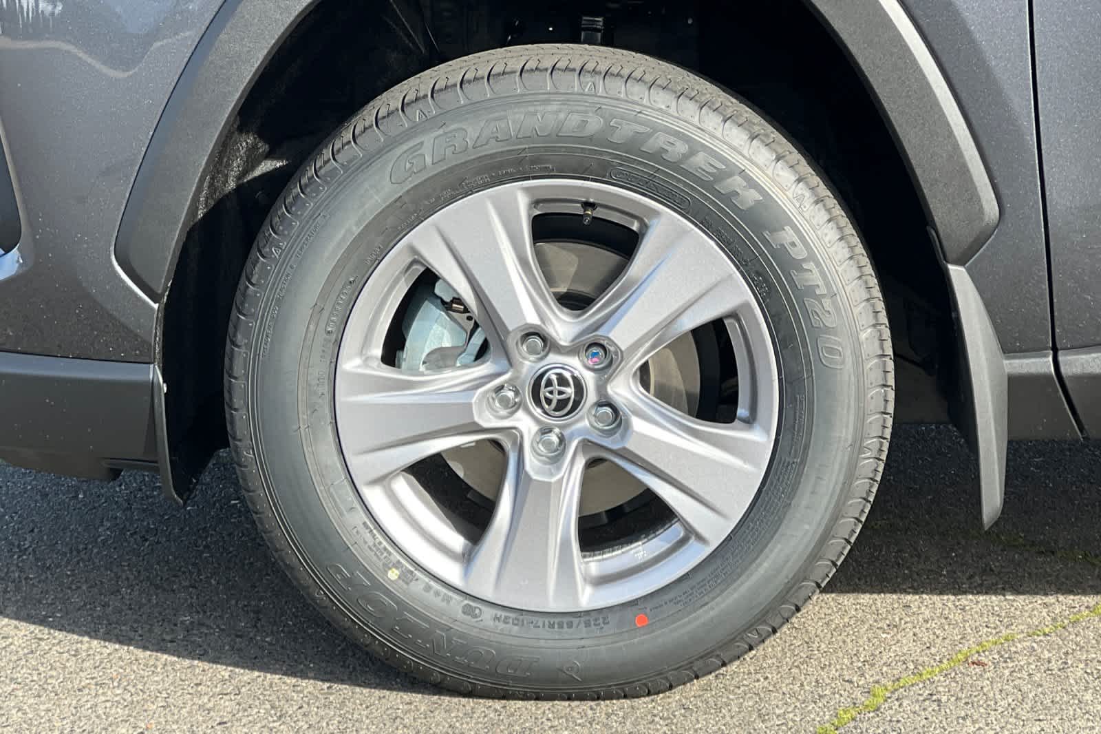 Thumbnail: 2025 Toyota RAV4 - 29