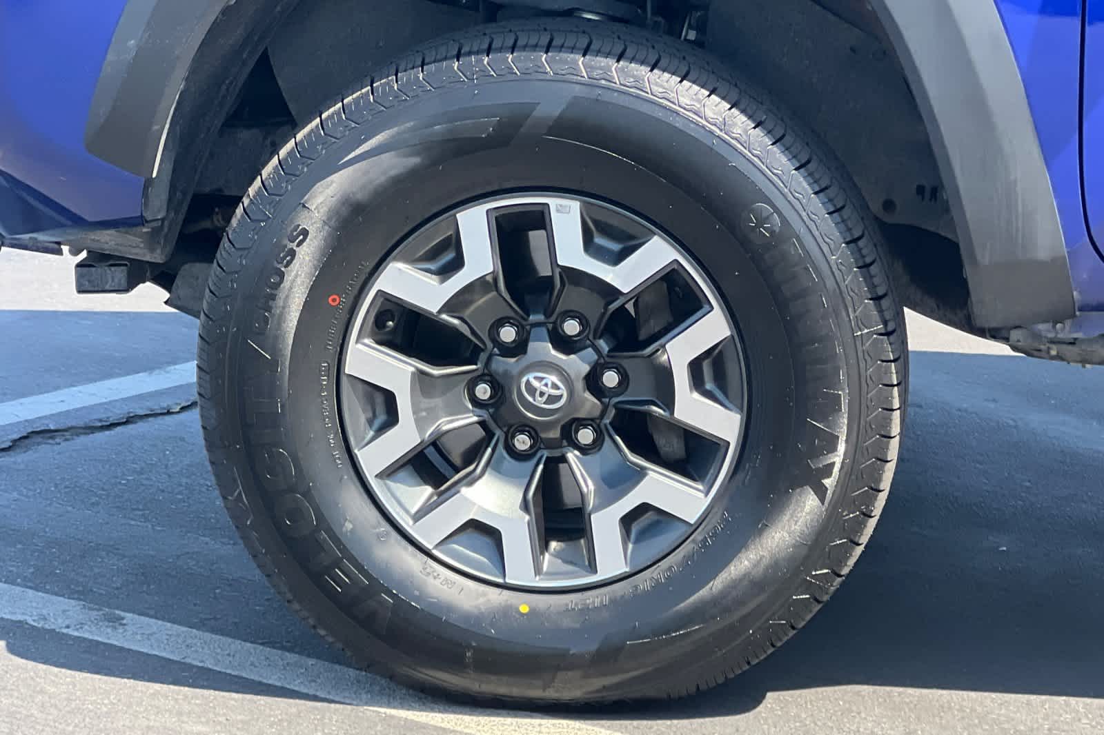 Thumbnail: 2023 Toyota Tacoma - 29