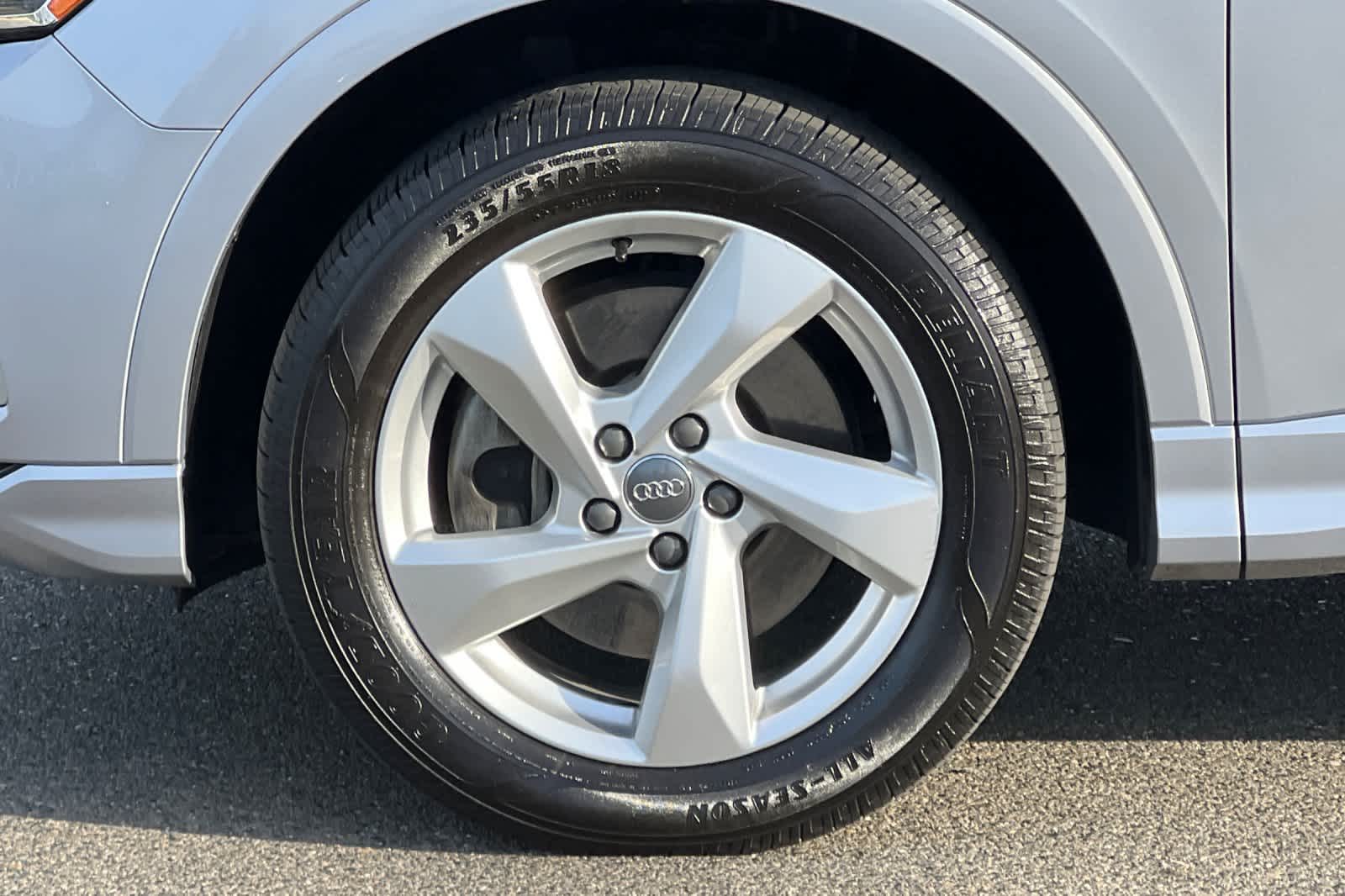 Thumbnail: 2019 Audi Q3 - 31