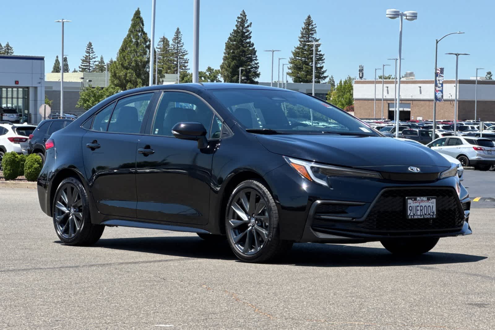 Thumbnail: 2025 Toyota Corolla - 5