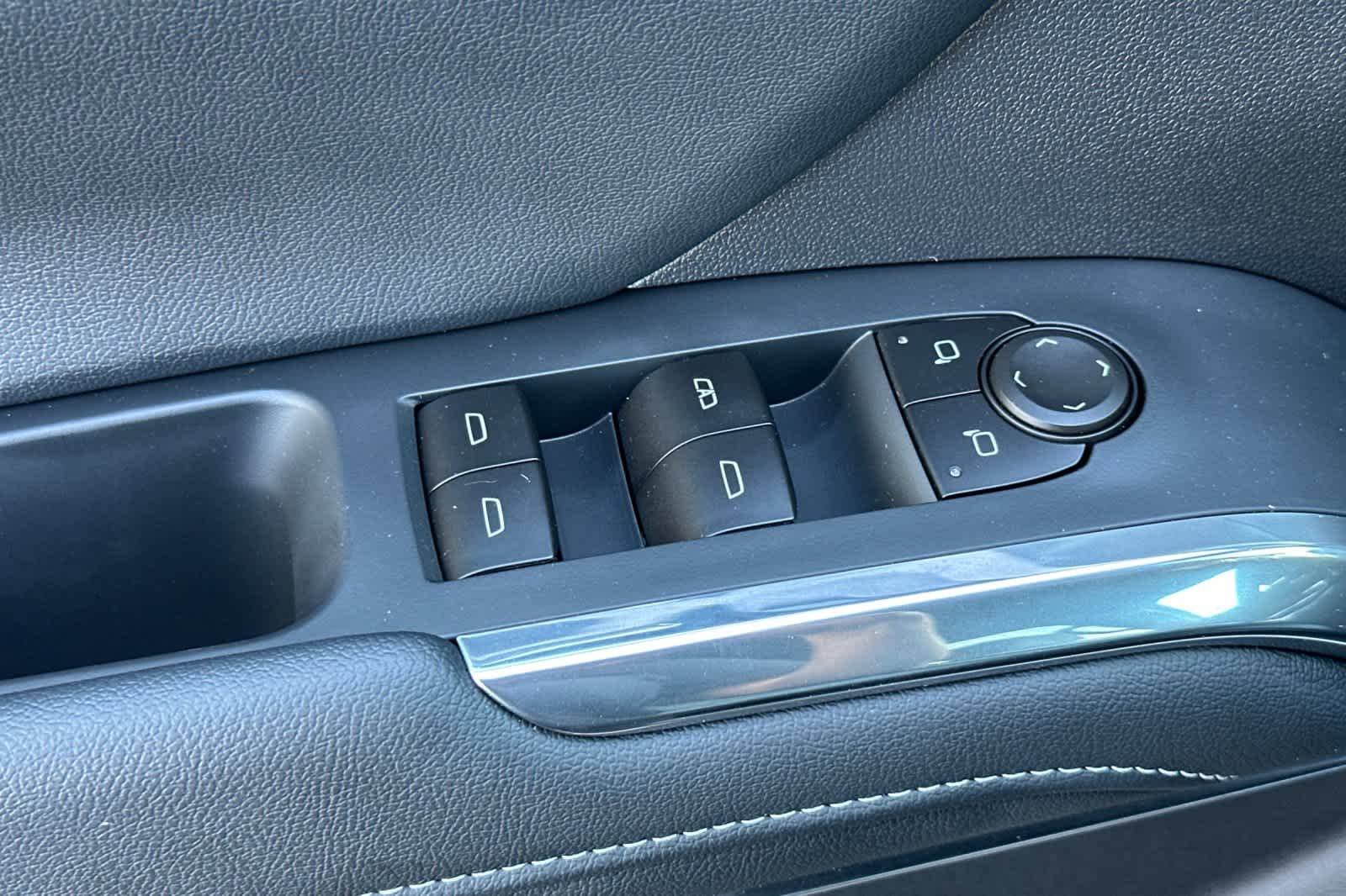 Thumbnail: 2026 Chevrolet Traverse - 13