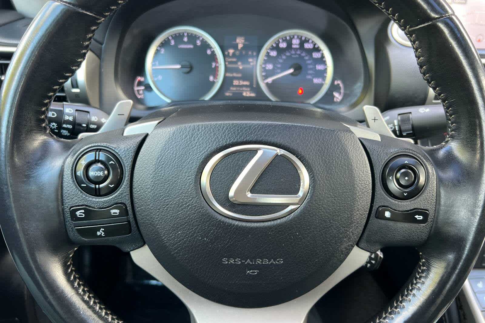 Thumbnail: 2015 Lexus IS - 24
