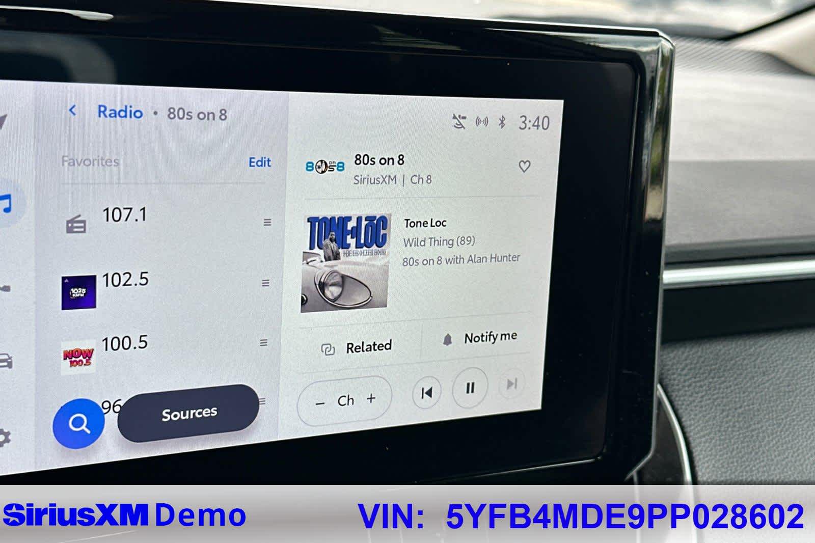Thumbnail: 2023 Toyota Corolla - 30