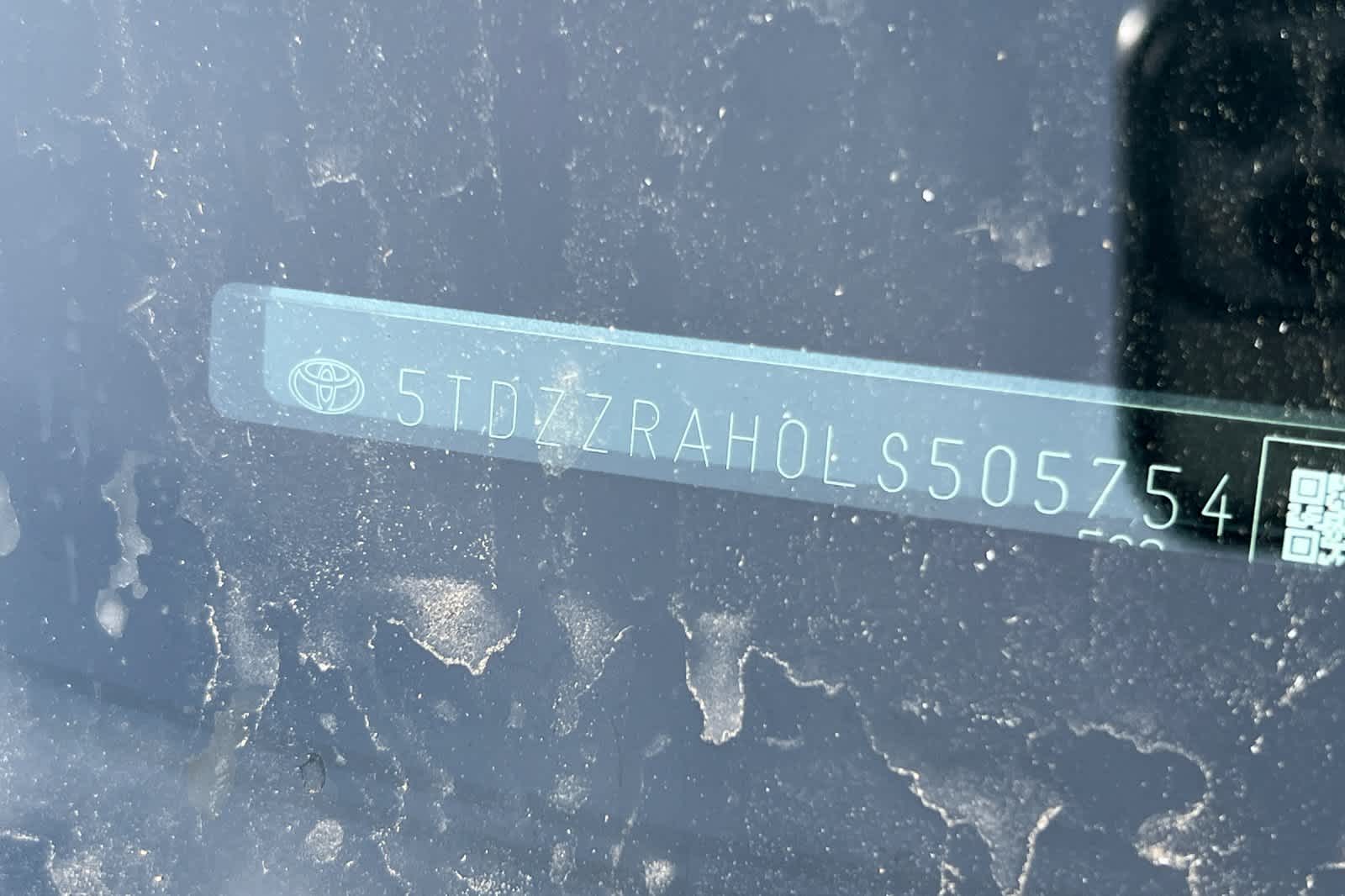 Thumbnail: 2020 Toyota Highlander - 23