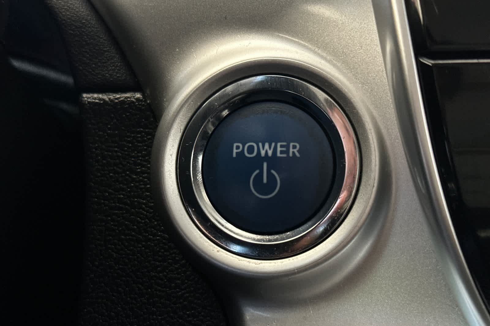 Thumbnail: 2017 Toyota Mirai - 23