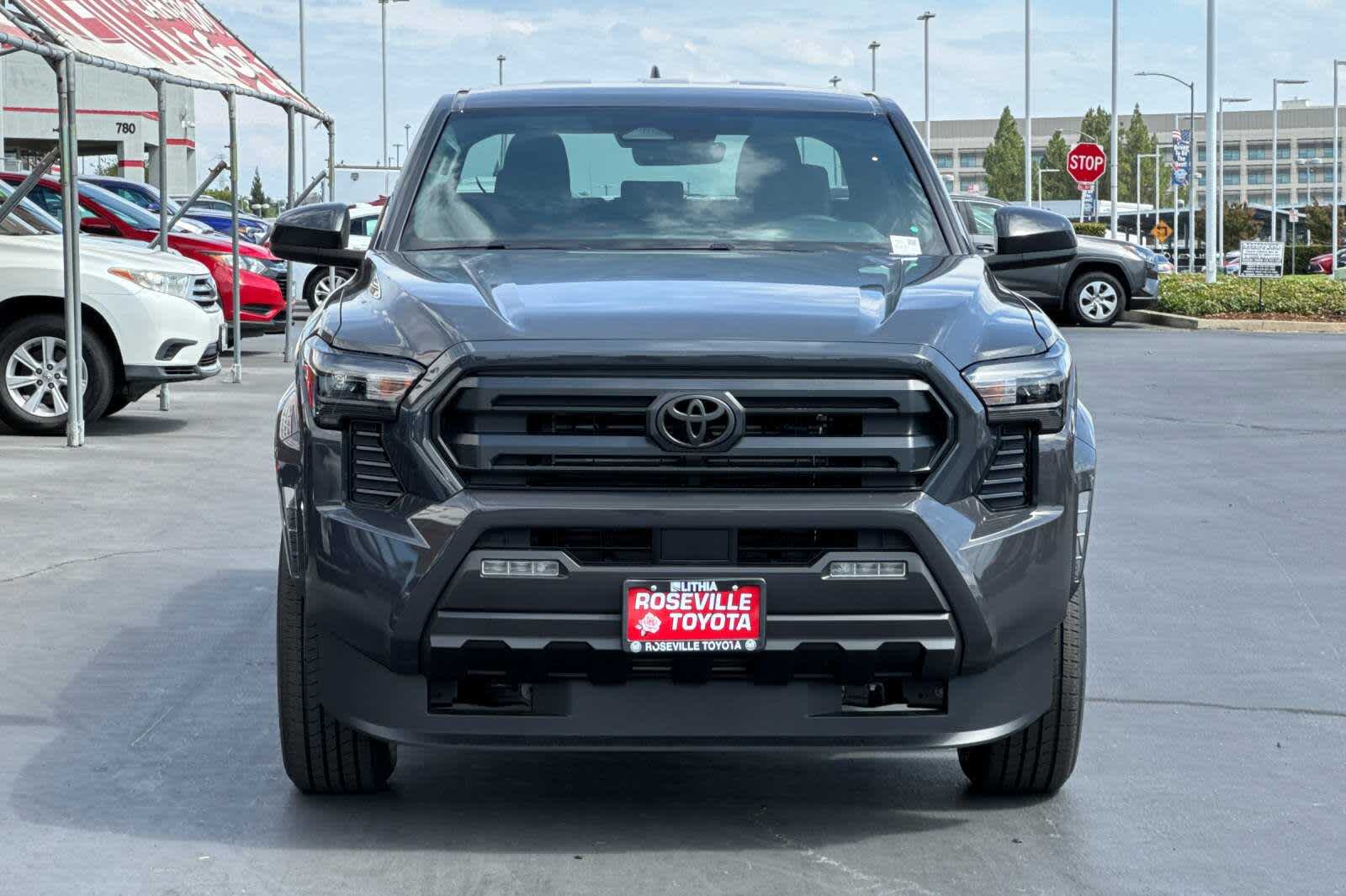 Thumbnail: 2025 Toyota Tacoma - 10