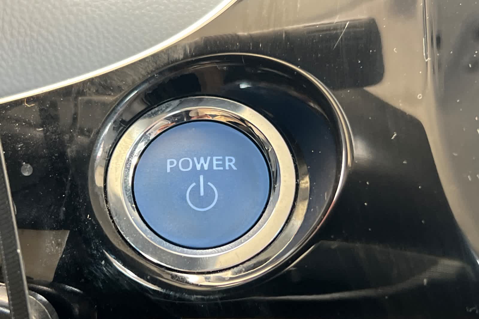 Thumbnail: 2021 Toyota Prius - 23