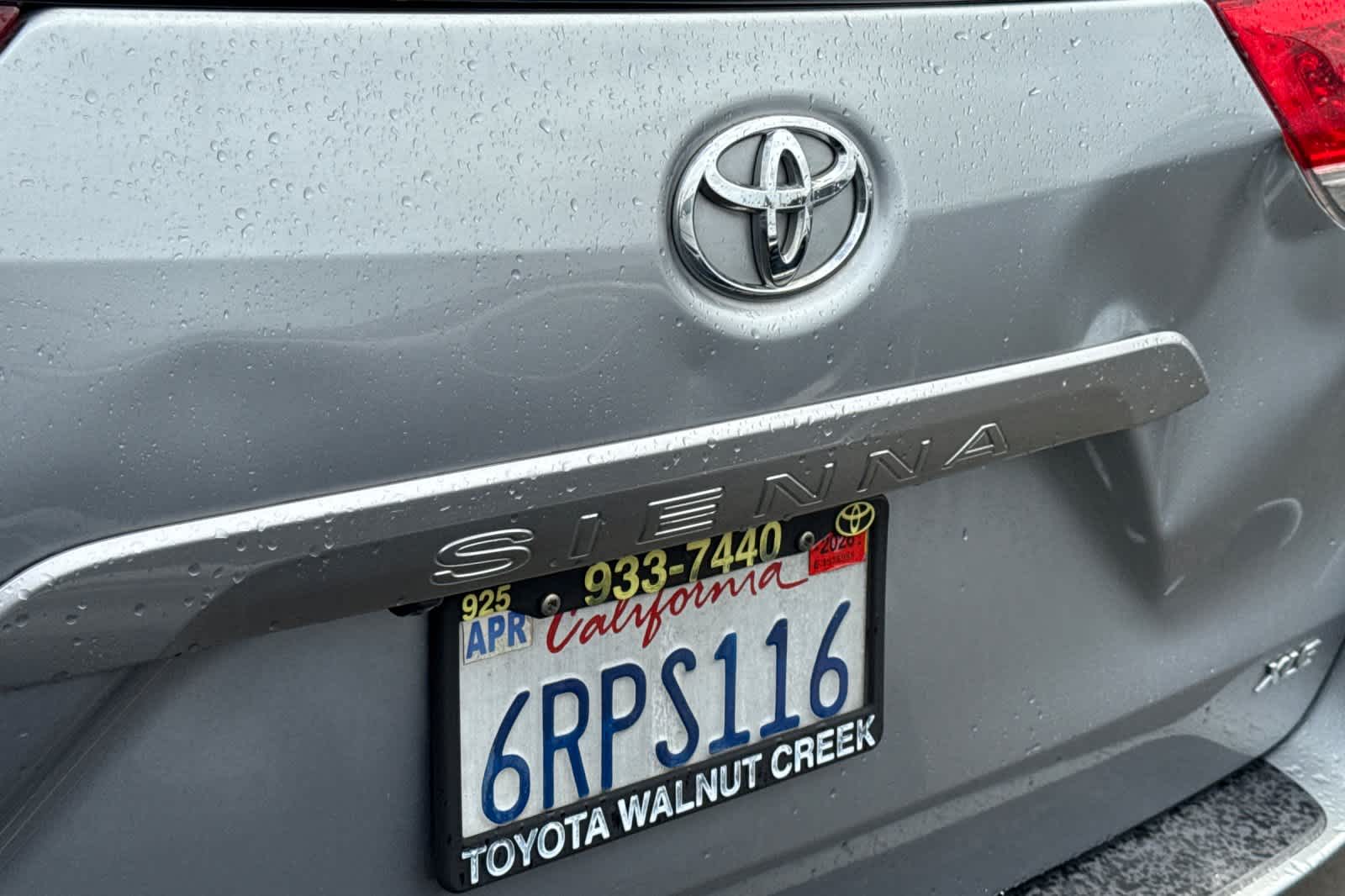 Thumbnail: 2011 Toyota Sienna - 7