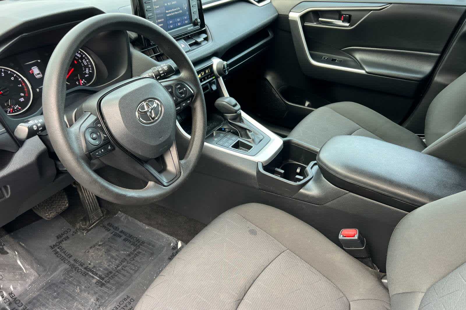 Thumbnail: 2022 Toyota RAV4 - 11