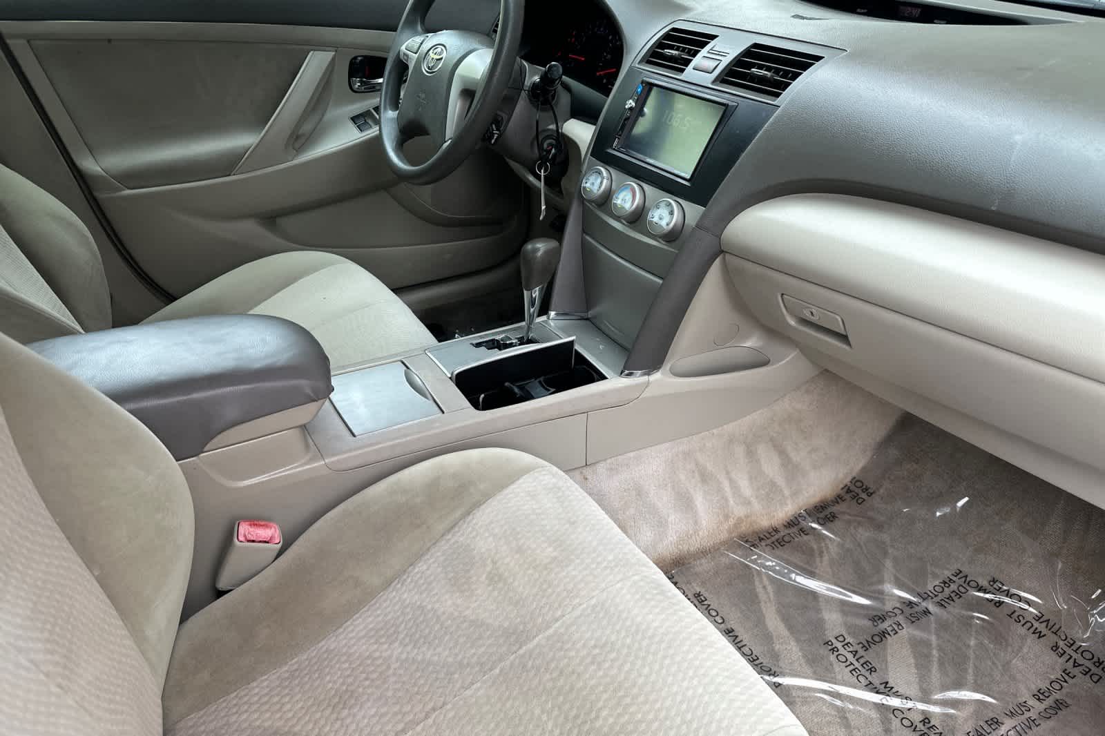 Thumbnail: 2011 Toyota Camry - 16