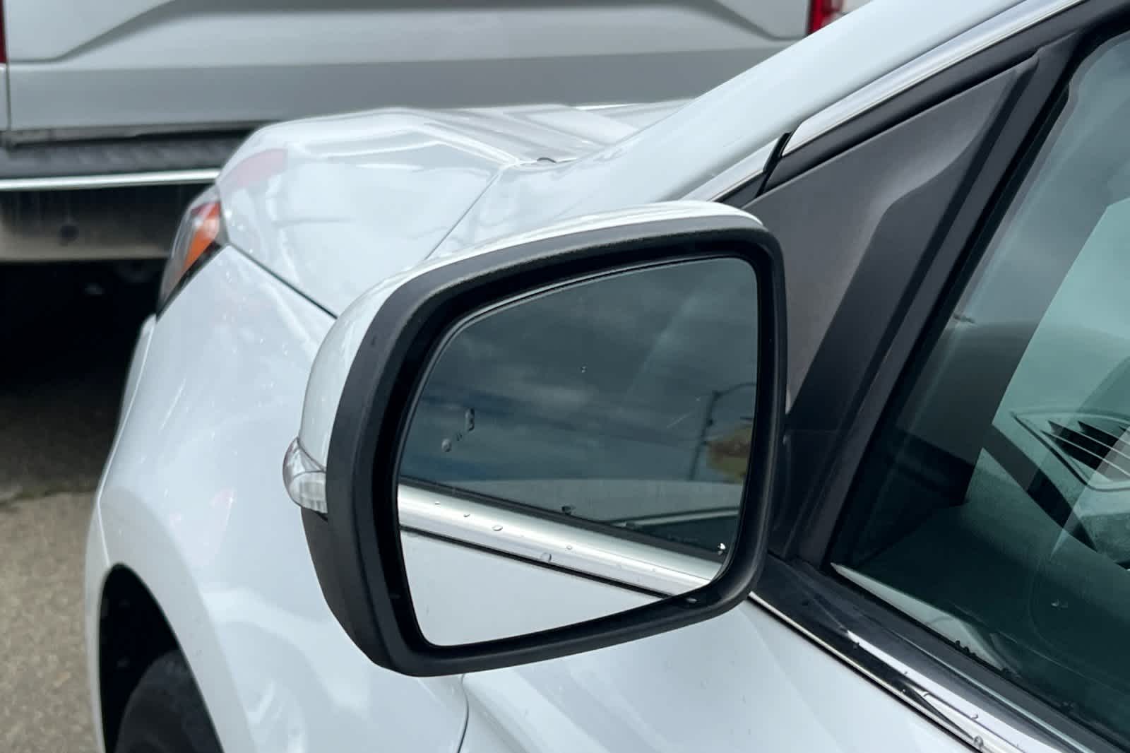 Thumbnail: 2020 Ford Edge - 20