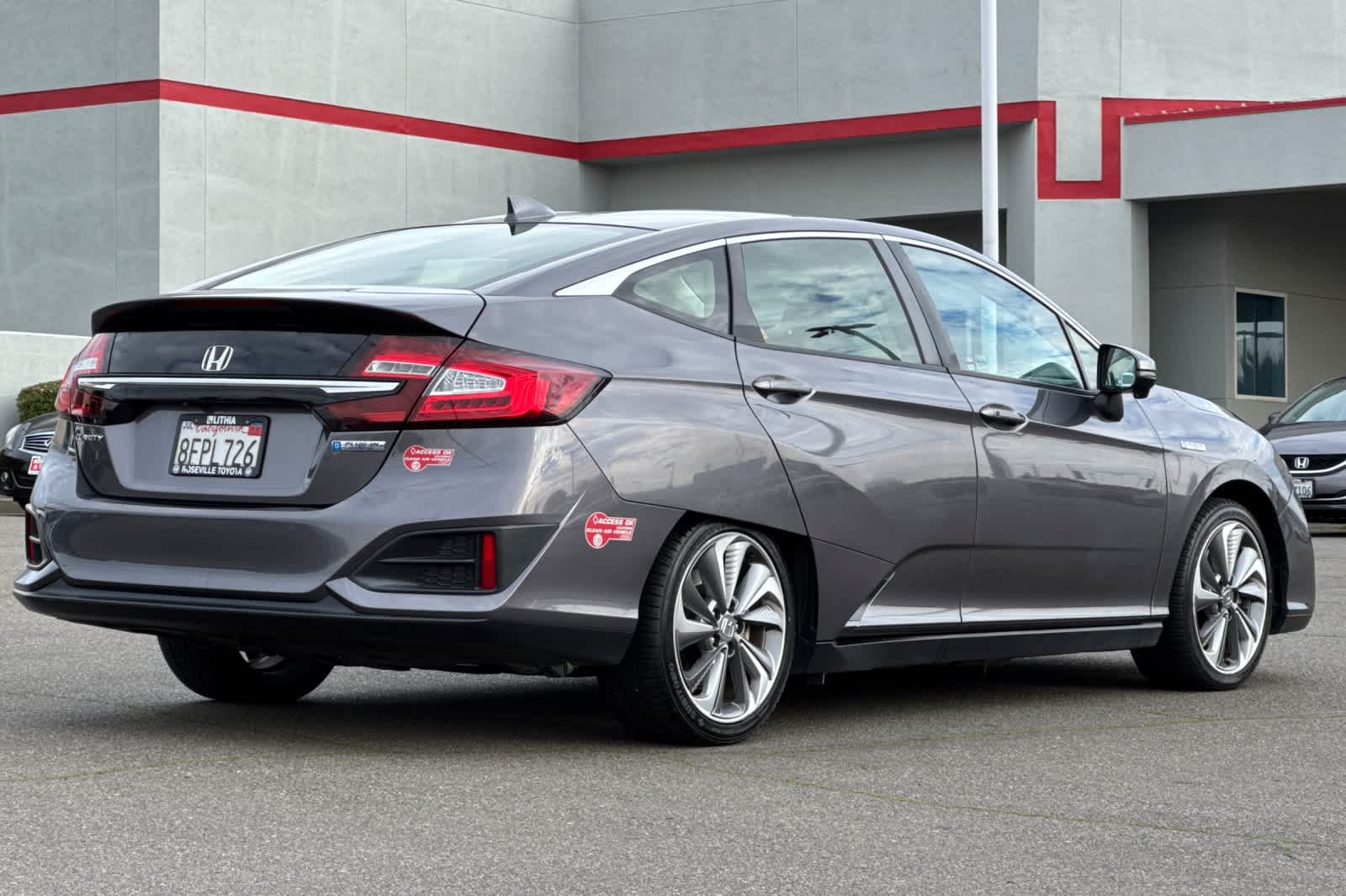Thumbnail: 2018 Honda Clarity - 2
