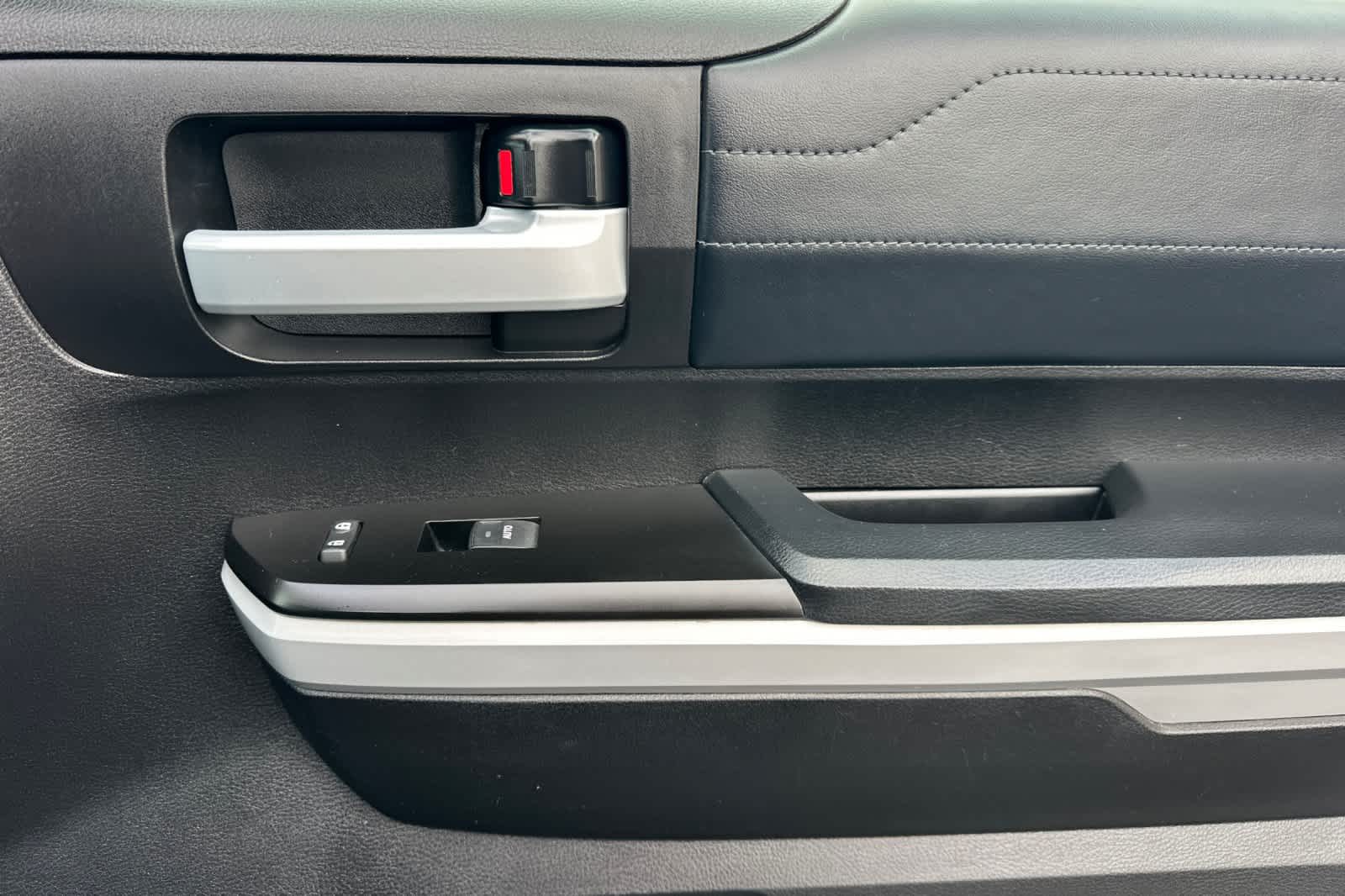 Thumbnail: 2021 Toyota Tundra - 18