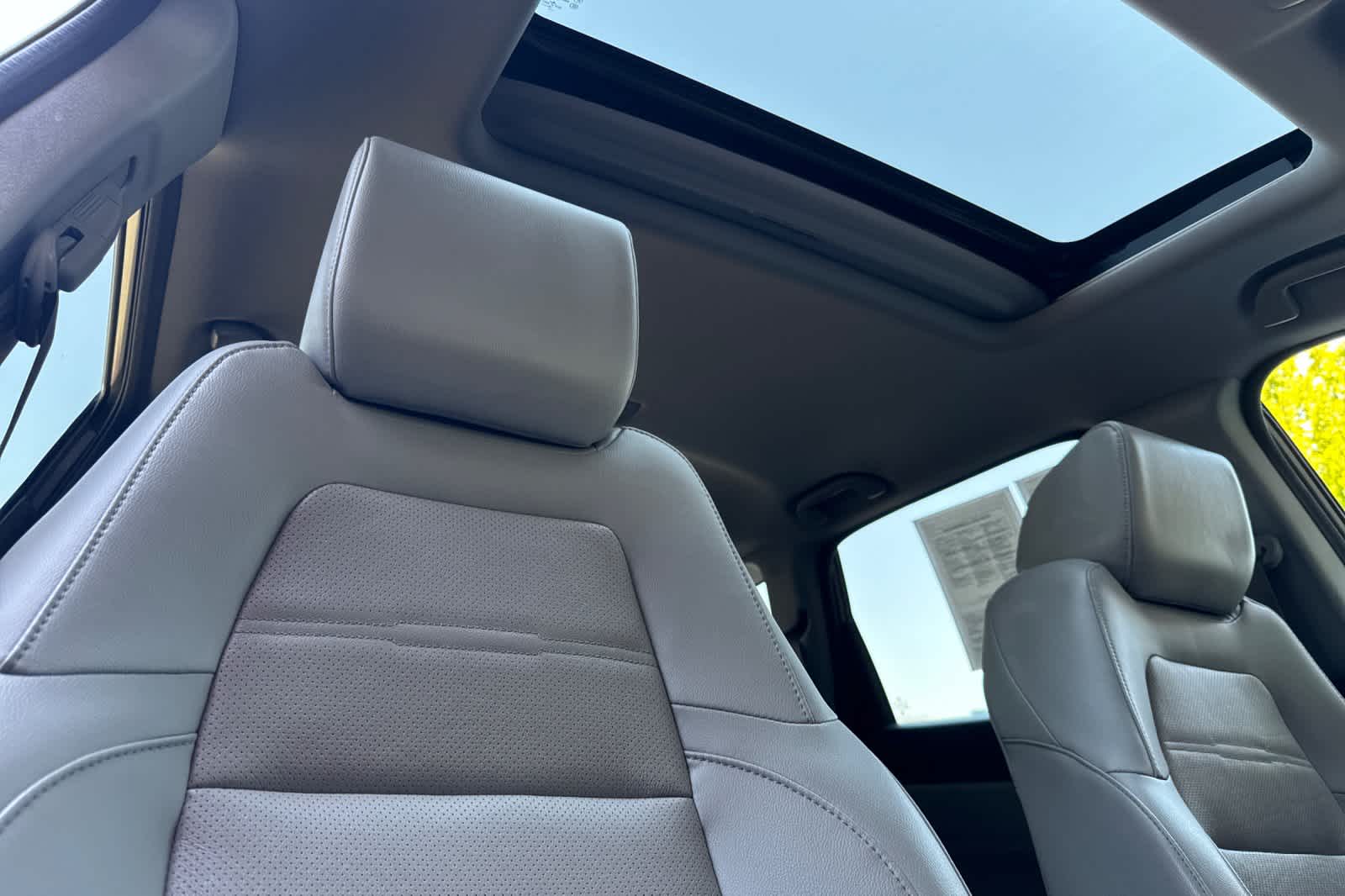 Thumbnail: 2019 Honda CR-V - 18