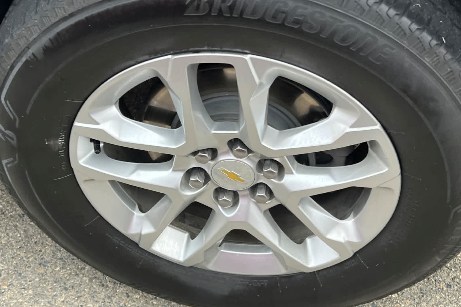 Thumbnail: 2021 Chevrolet Traverse - 18