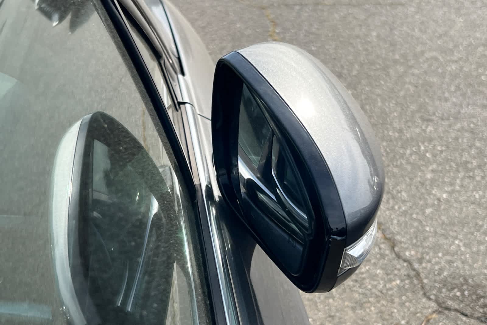 Thumbnail: 2014 Ford Fusion - 16