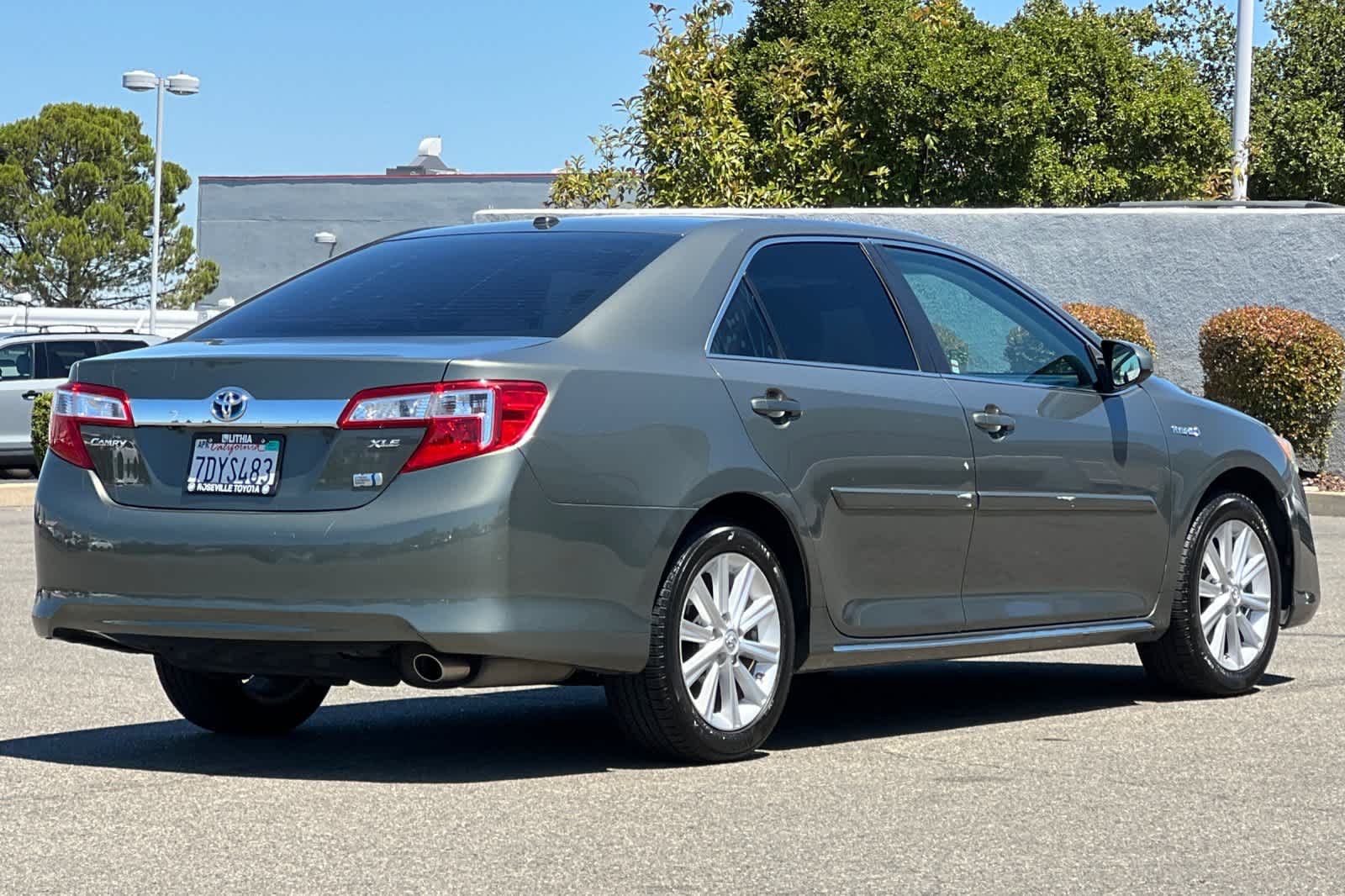 Thumbnail: 2014 Toyota Camry - 2