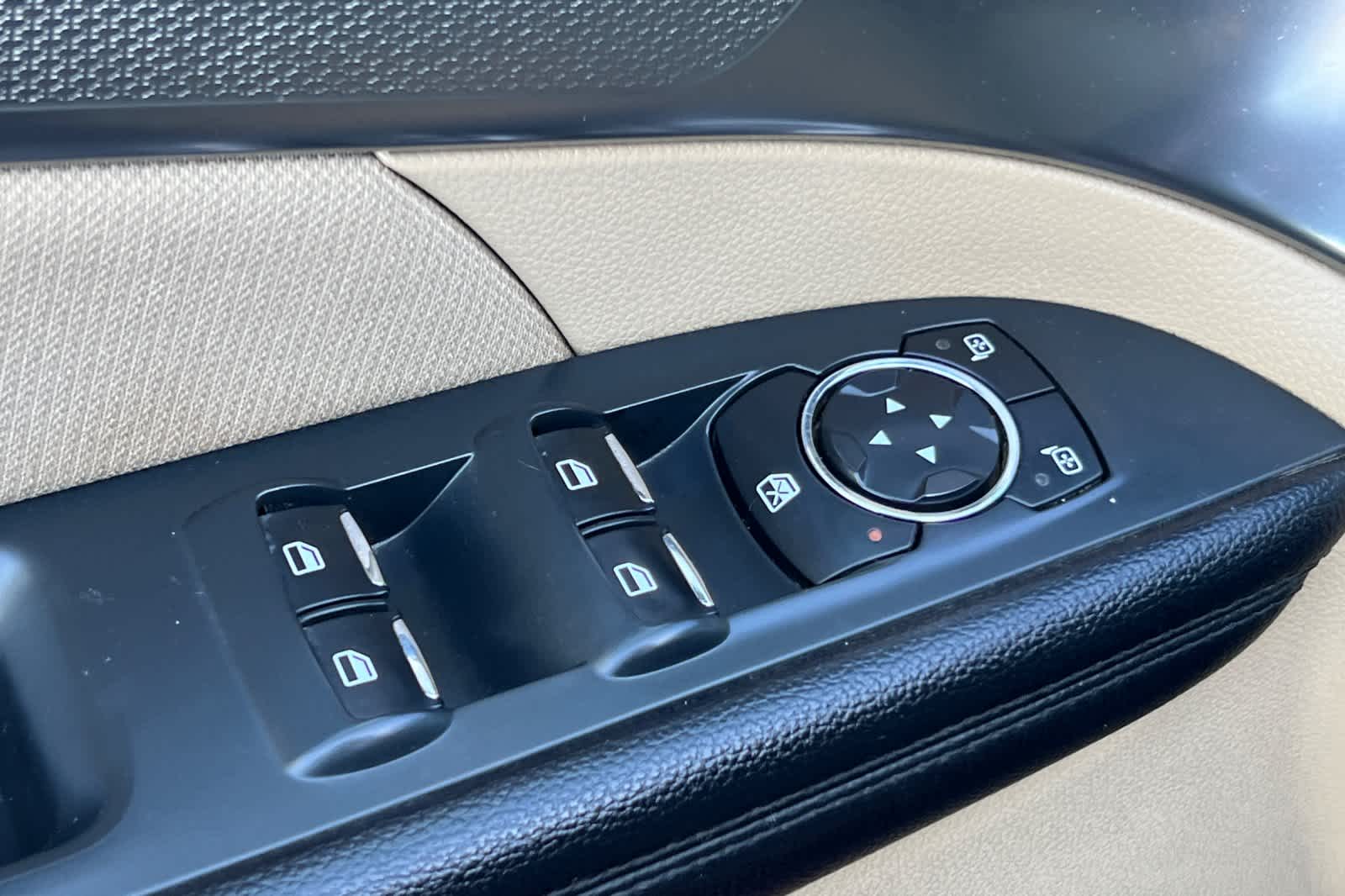 Thumbnail: 2017 Ford Explorer - 13