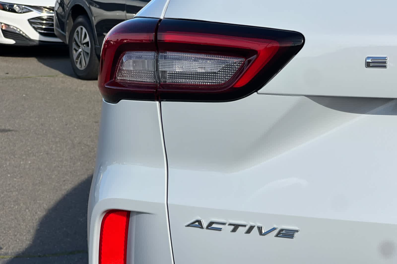 Thumbnail: 2025 Ford Escape - 29