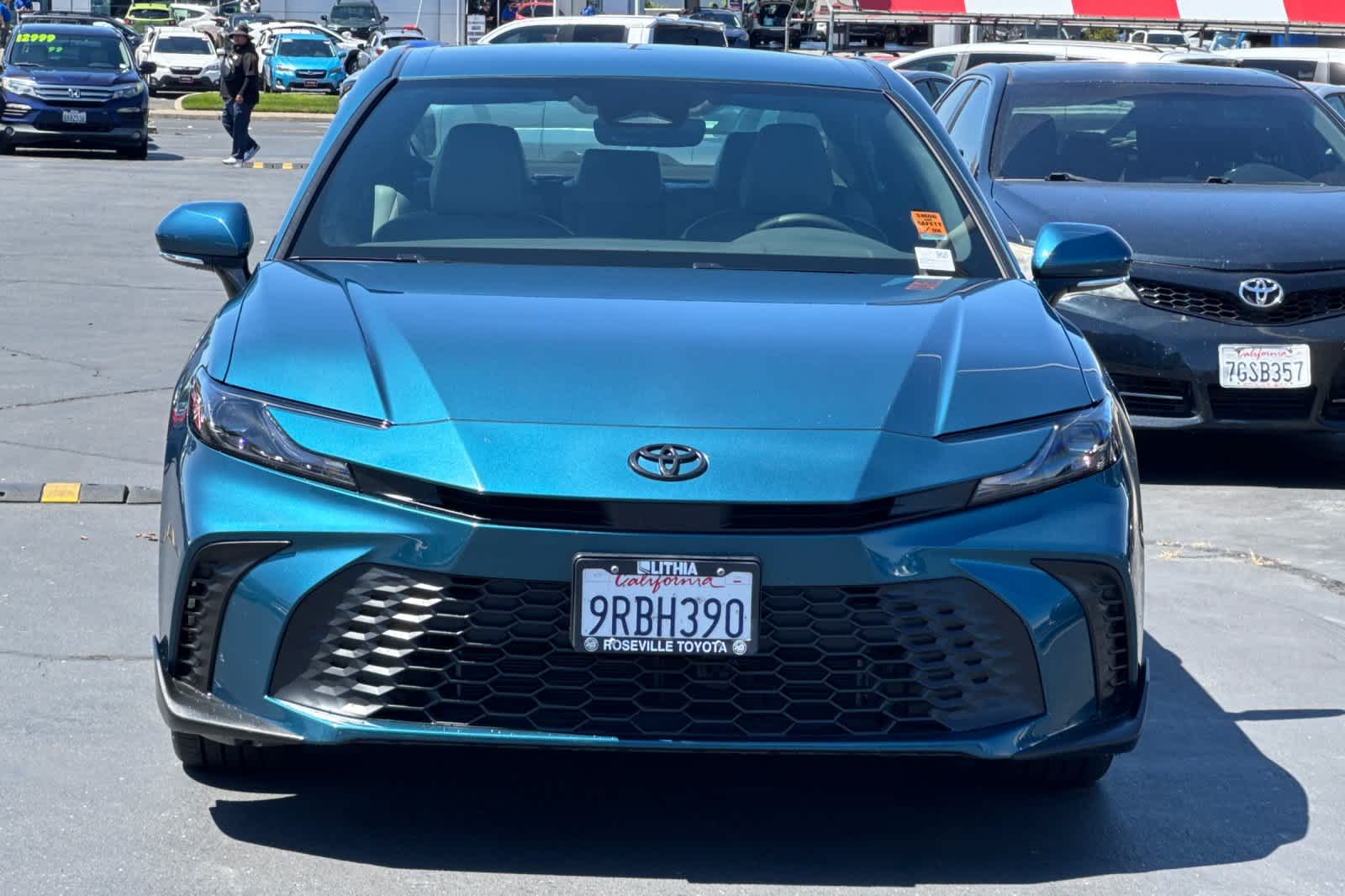 Thumbnail: 2025 Toyota Camry - 10