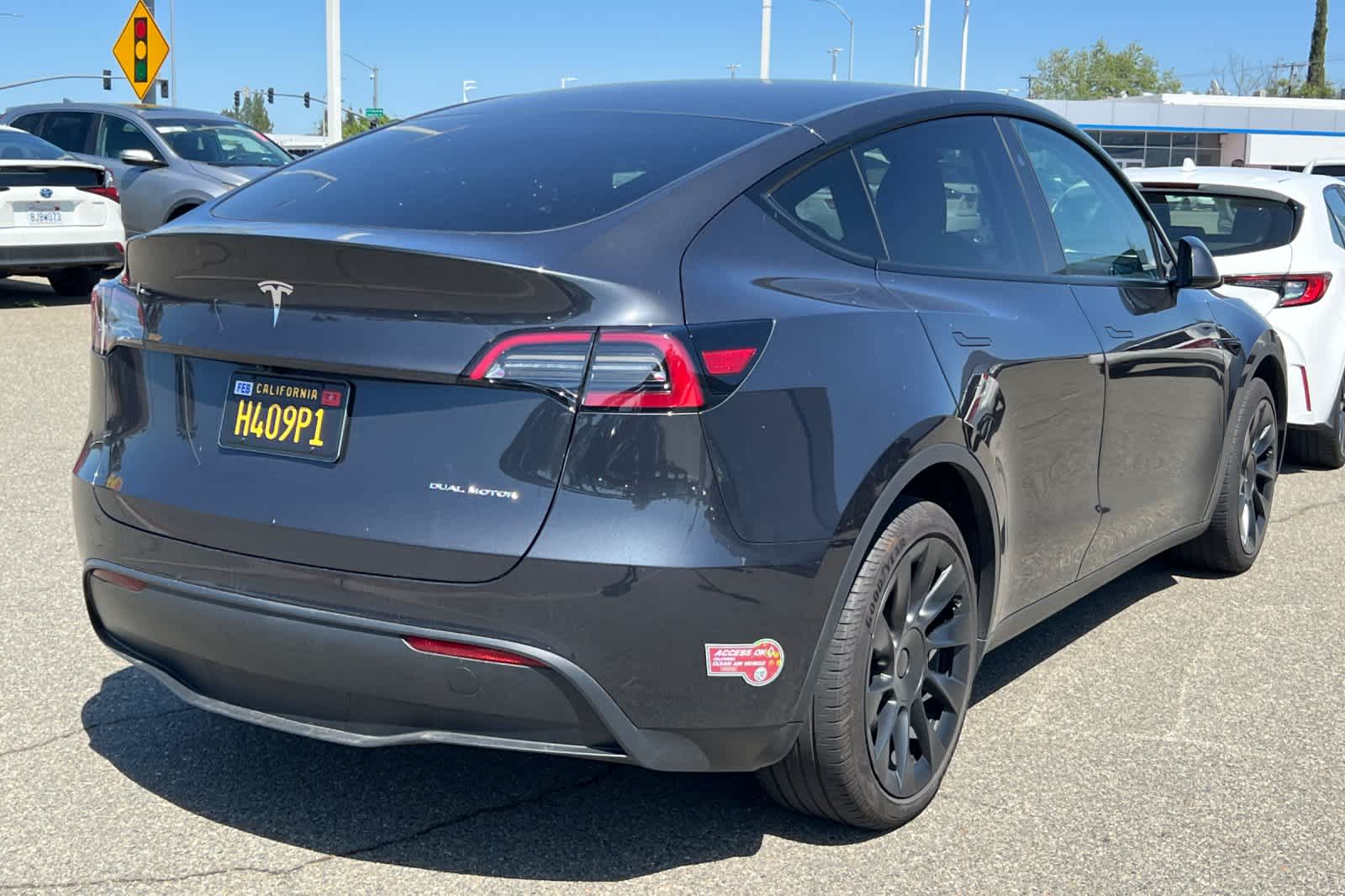 Thumbnail: 2024 Tesla Model Y - 4