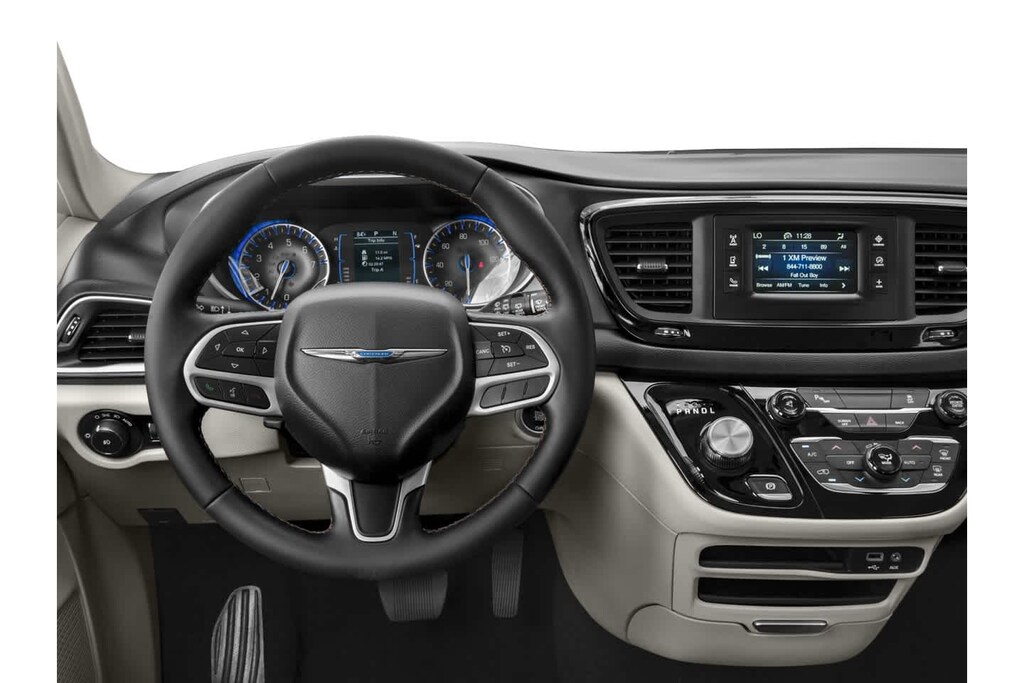 Used 2017 Chrysler Pacifica Limited Van