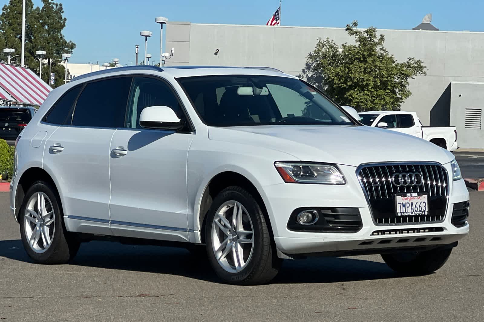 Thumbnail: 2016 Audi Q5 - 5