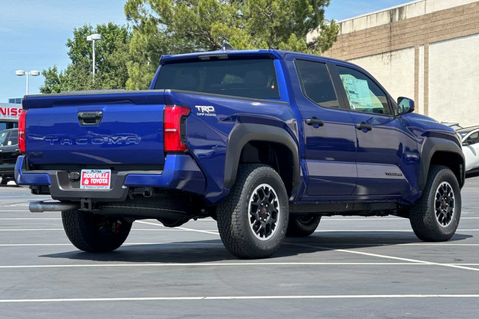 2025 Toyota Tacoma TRD Off-Road 2