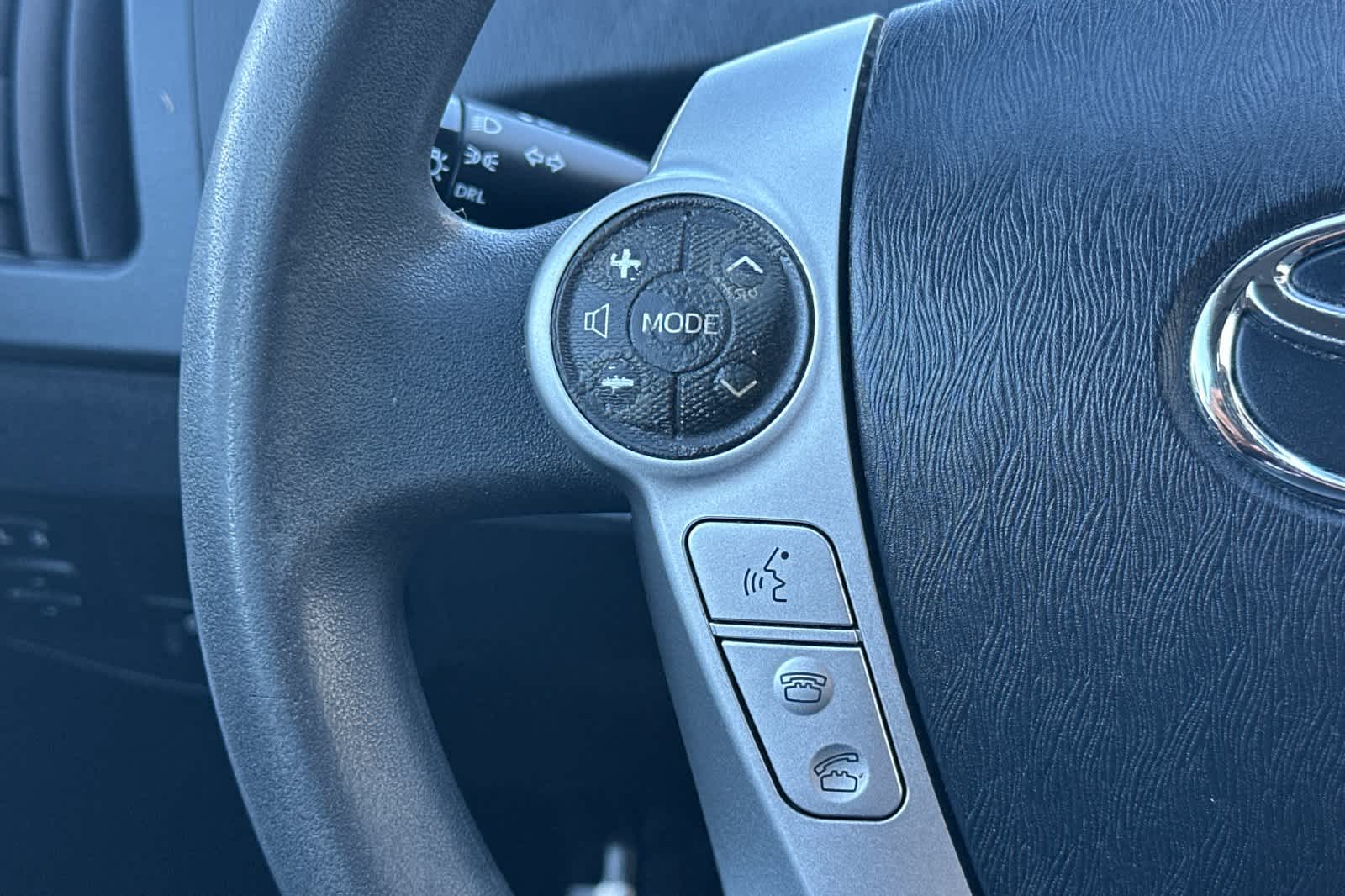 Thumbnail: 2014 Toyota Prius - 25