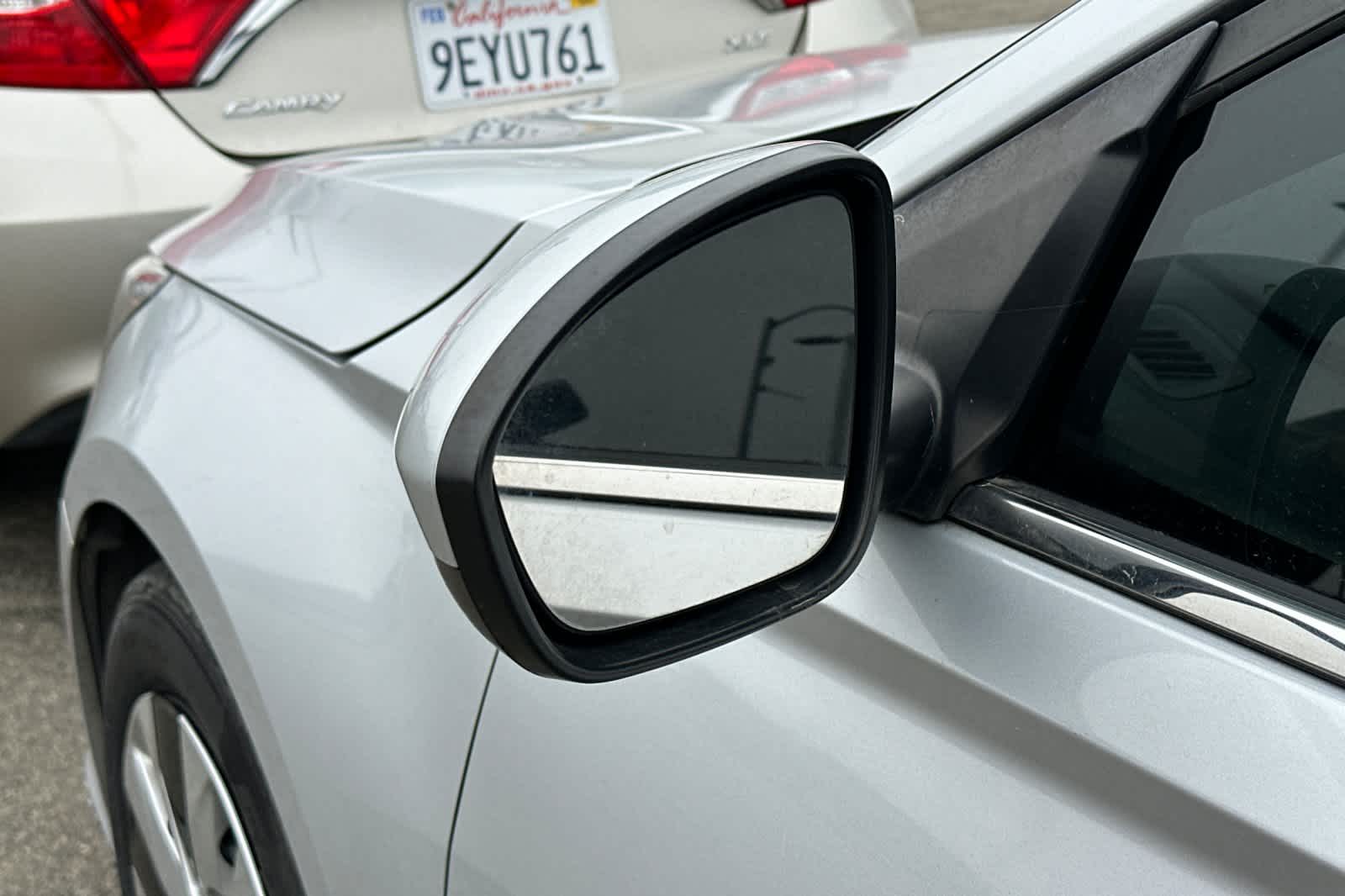 Thumbnail: 2019 Nissan Altima - 18