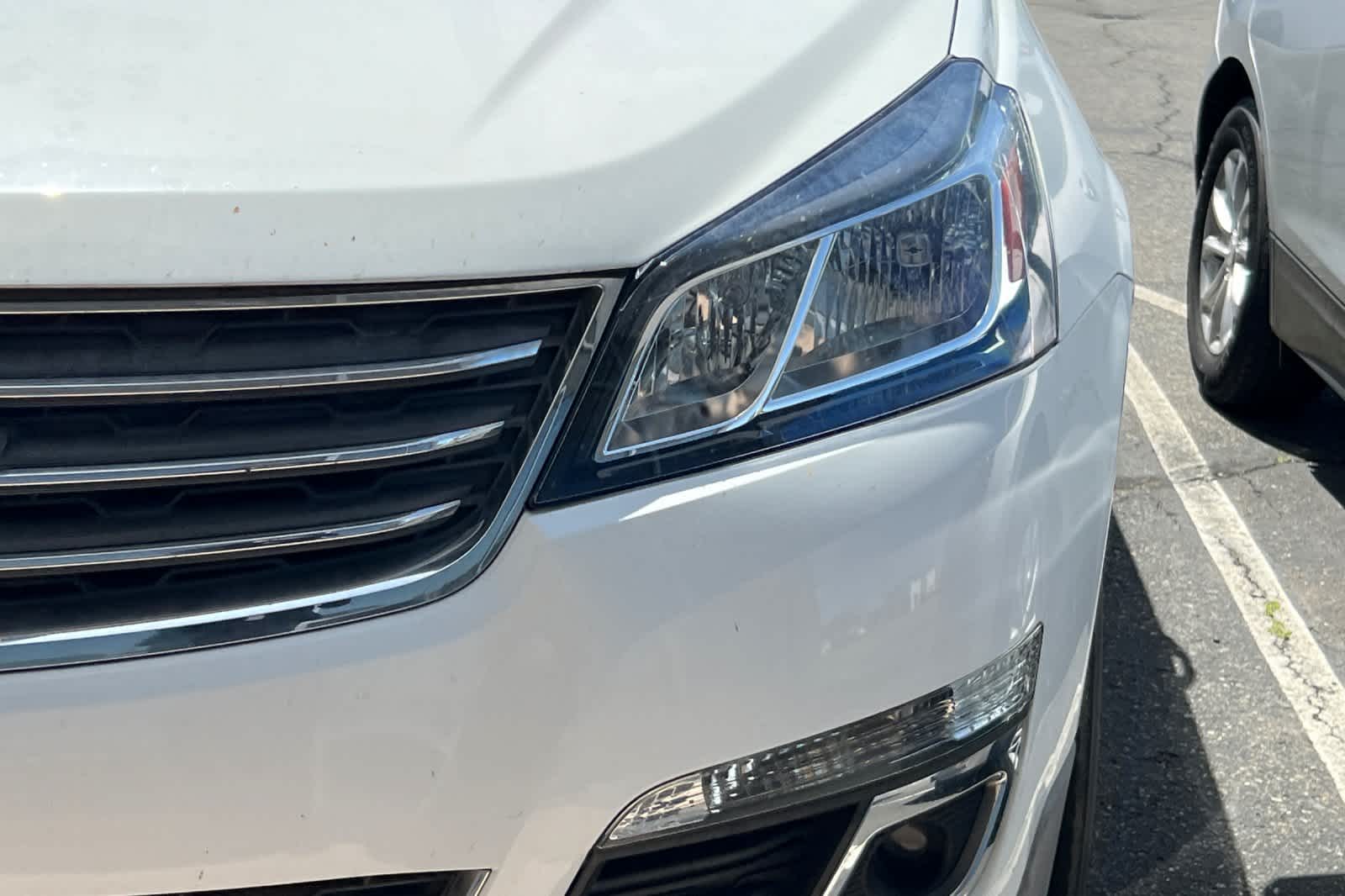 Thumbnail: 2017 Chevrolet Traverse - 11