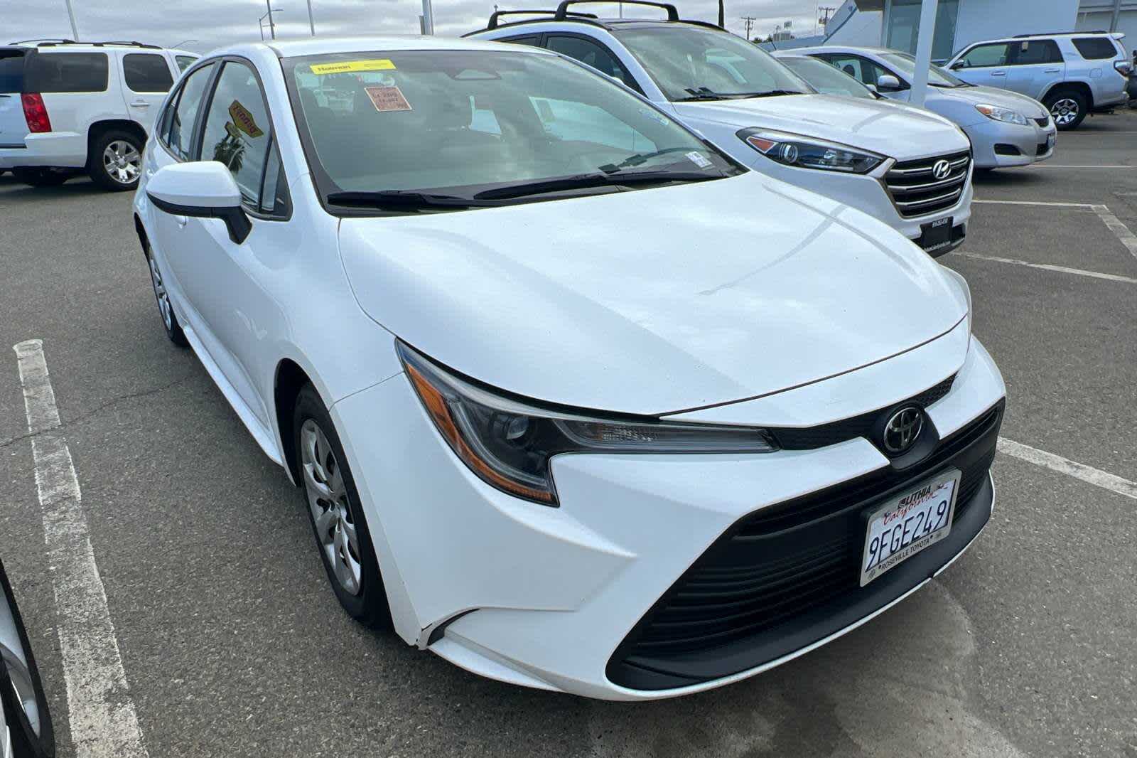 Thumbnail: 2023 Toyota Corolla - 3