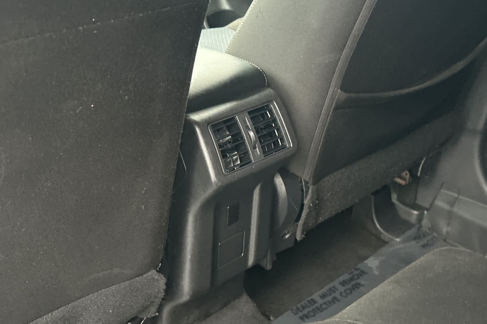 Thumbnail: 2019 Mitsubishi Outlander - 14