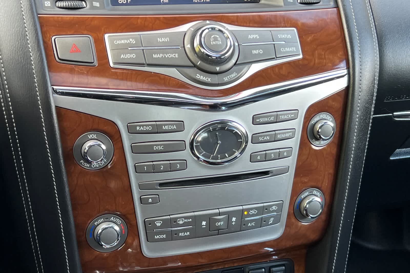 Thumbnail: 2019 INFINITI QX80 - 25