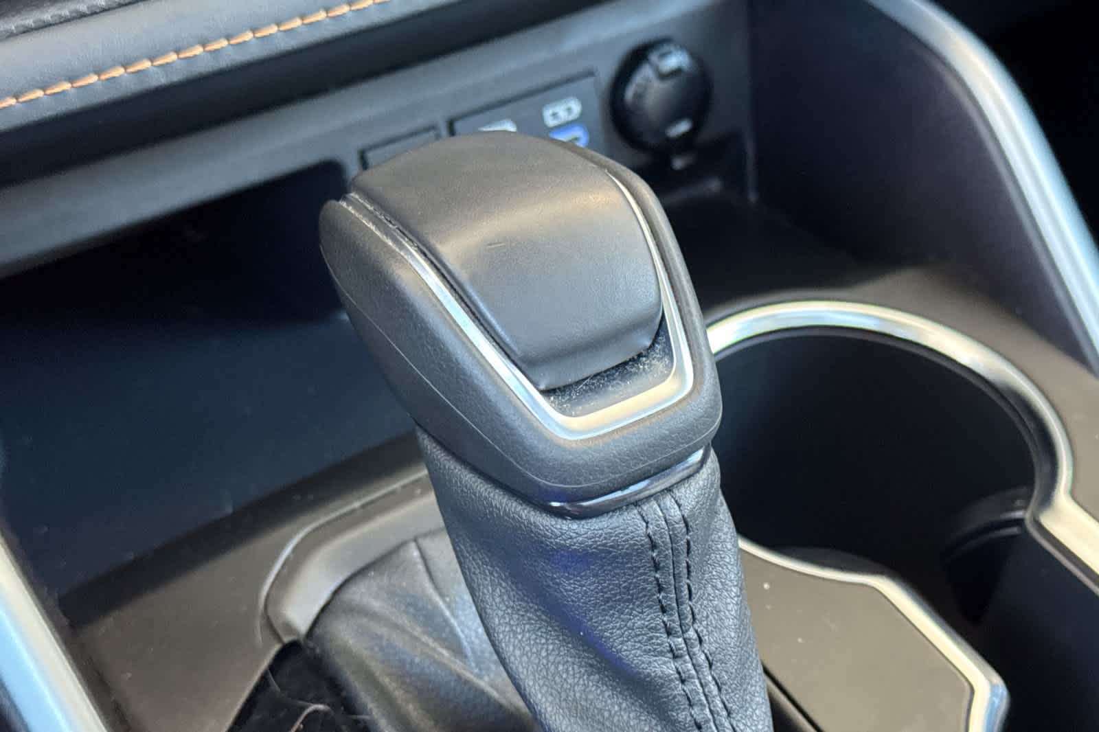 Thumbnail: 2022 Toyota Highlander - 24