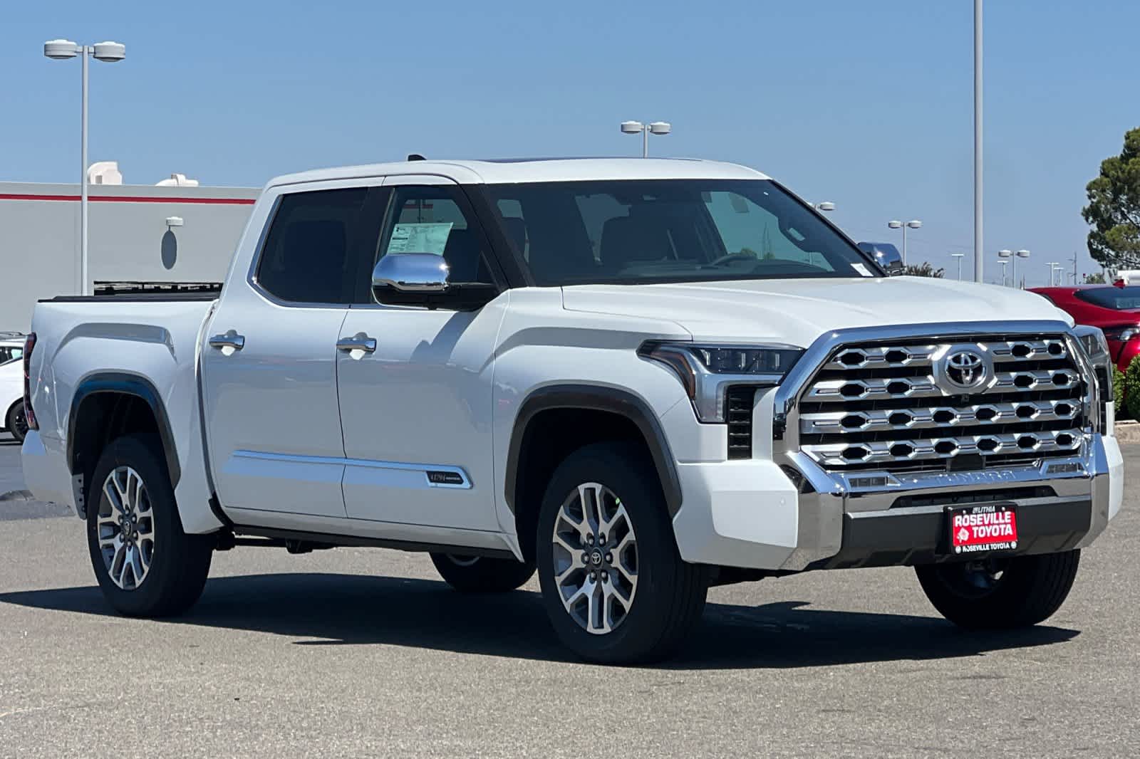 Thumbnail: 2025 Toyota Tundra - 9
