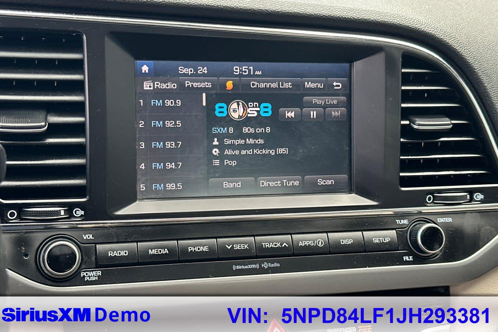 Thumbnail: 2018 Hyundai Elantra - 32