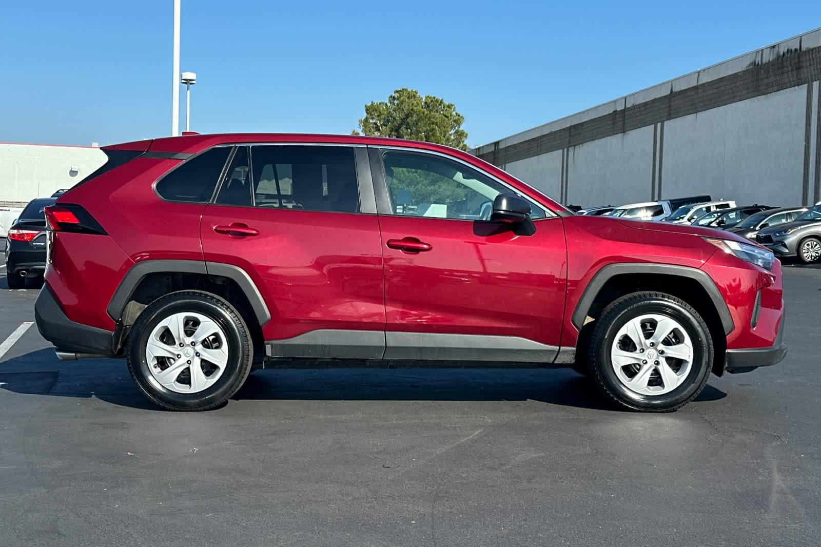 Thumbnail: 2024 Toyota RAV4 - 6