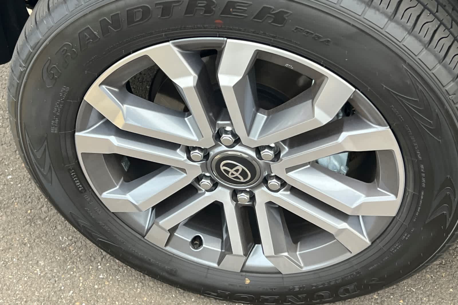 Thumbnail: 2025 Toyota 4Runner - 22