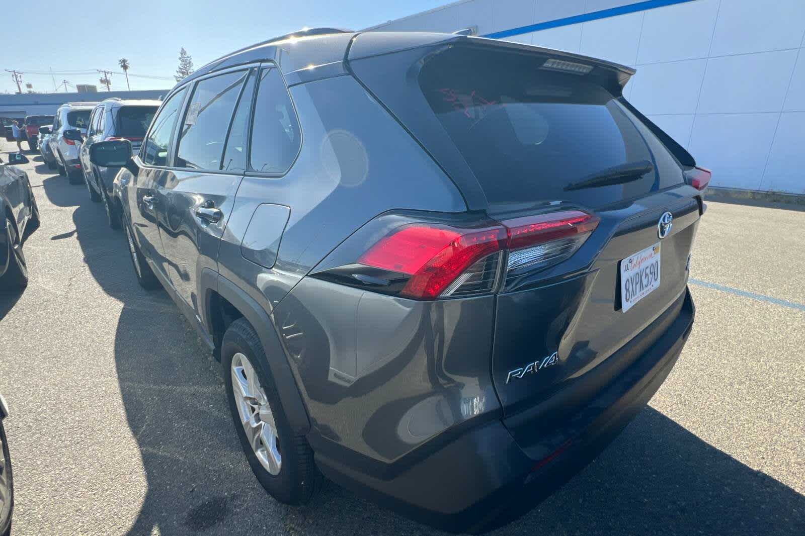 2021 Toyota RAV4 XLE 4