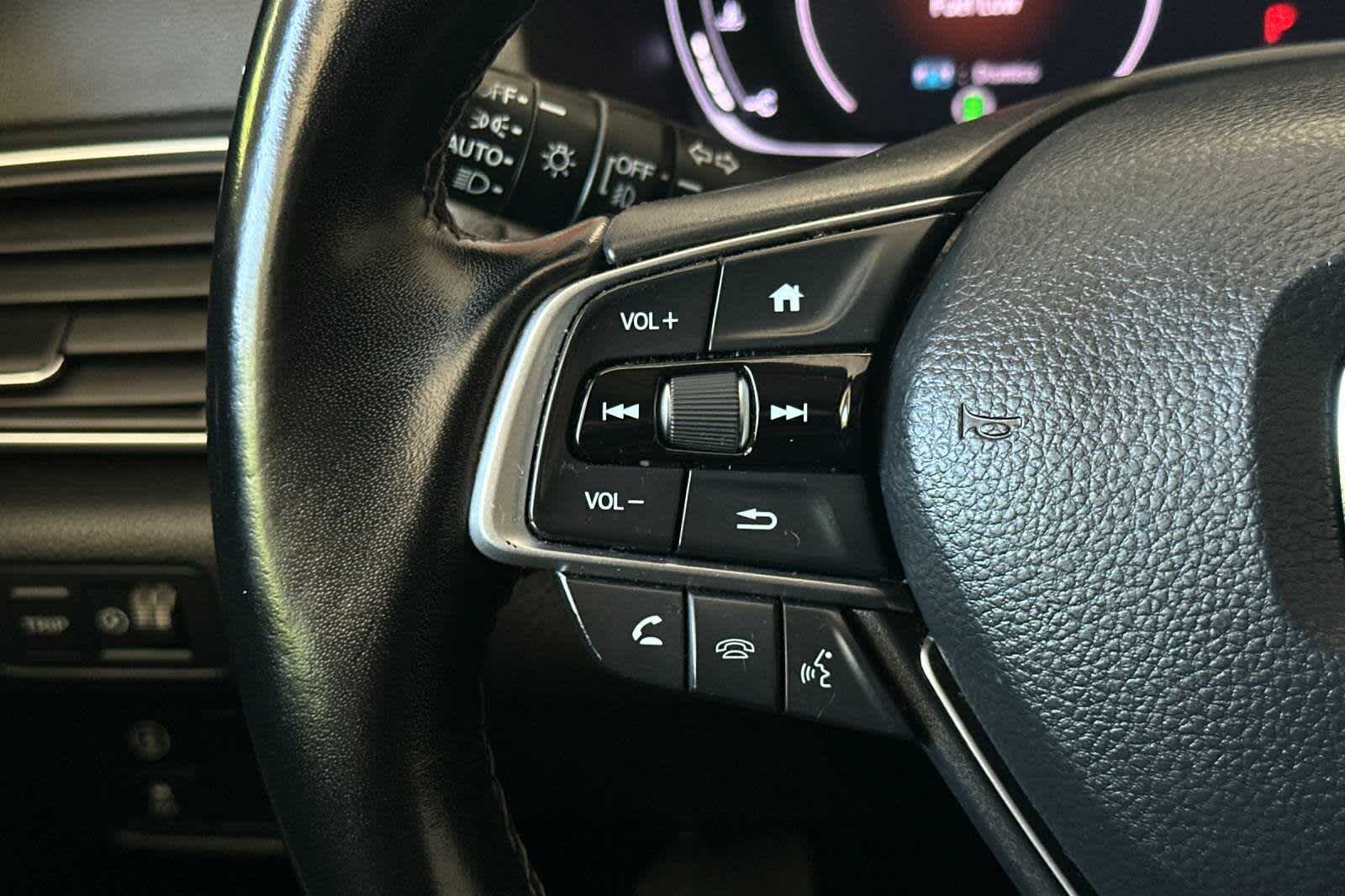 Thumbnail: 2020 Honda Accord - 25