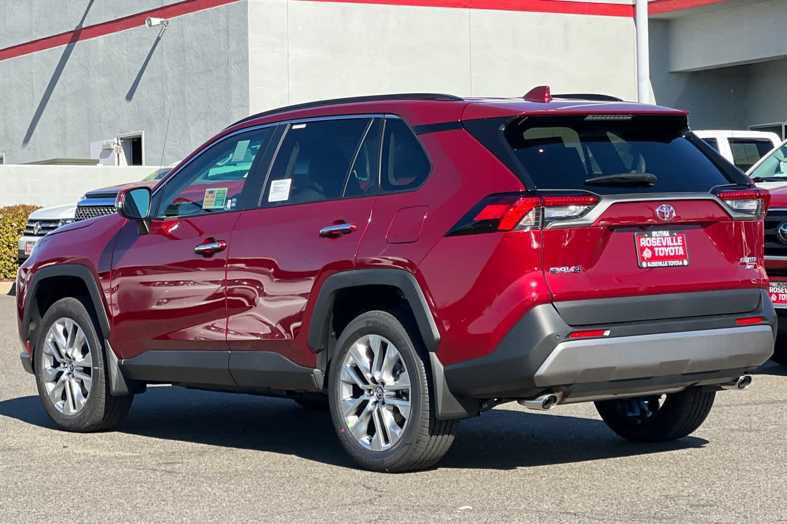 Thumbnail: 2025 Toyota RAV4 - 6